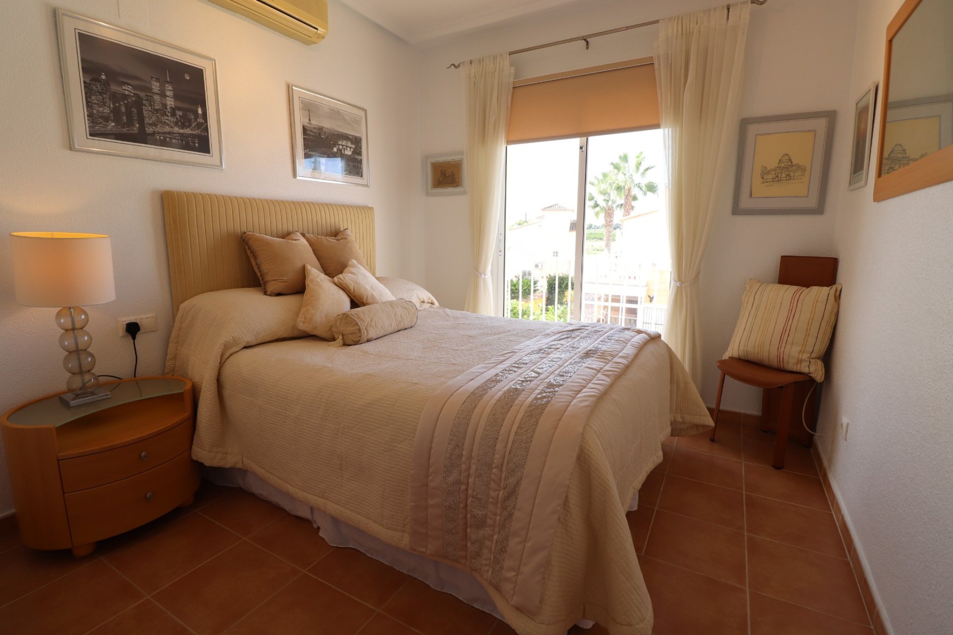 Resale - Villa - Algorfa - Montebello