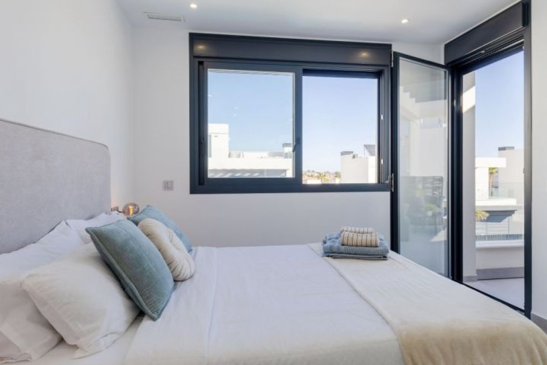 Resale - Villa - Algorfa