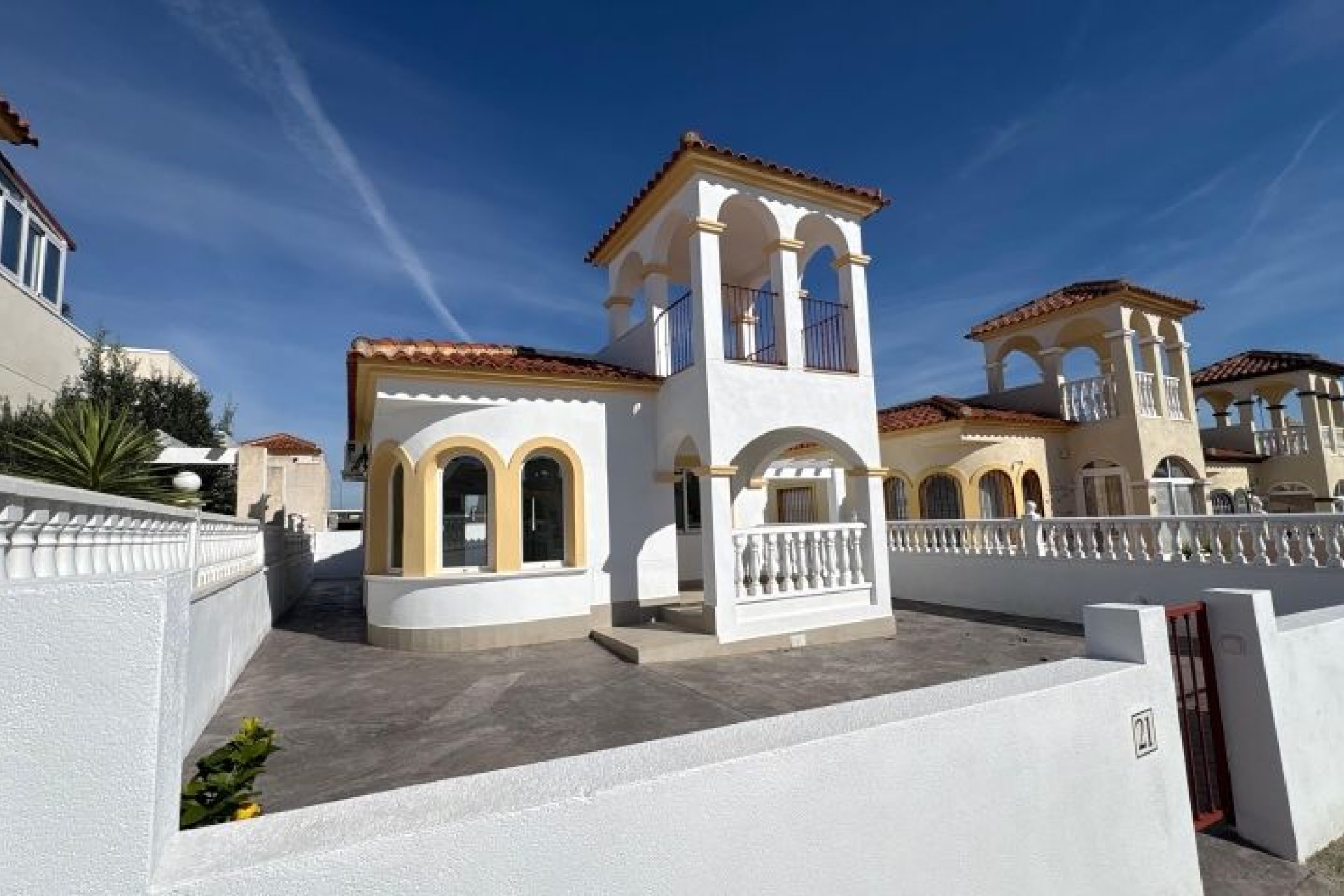 Resale - Villa - Algorfa