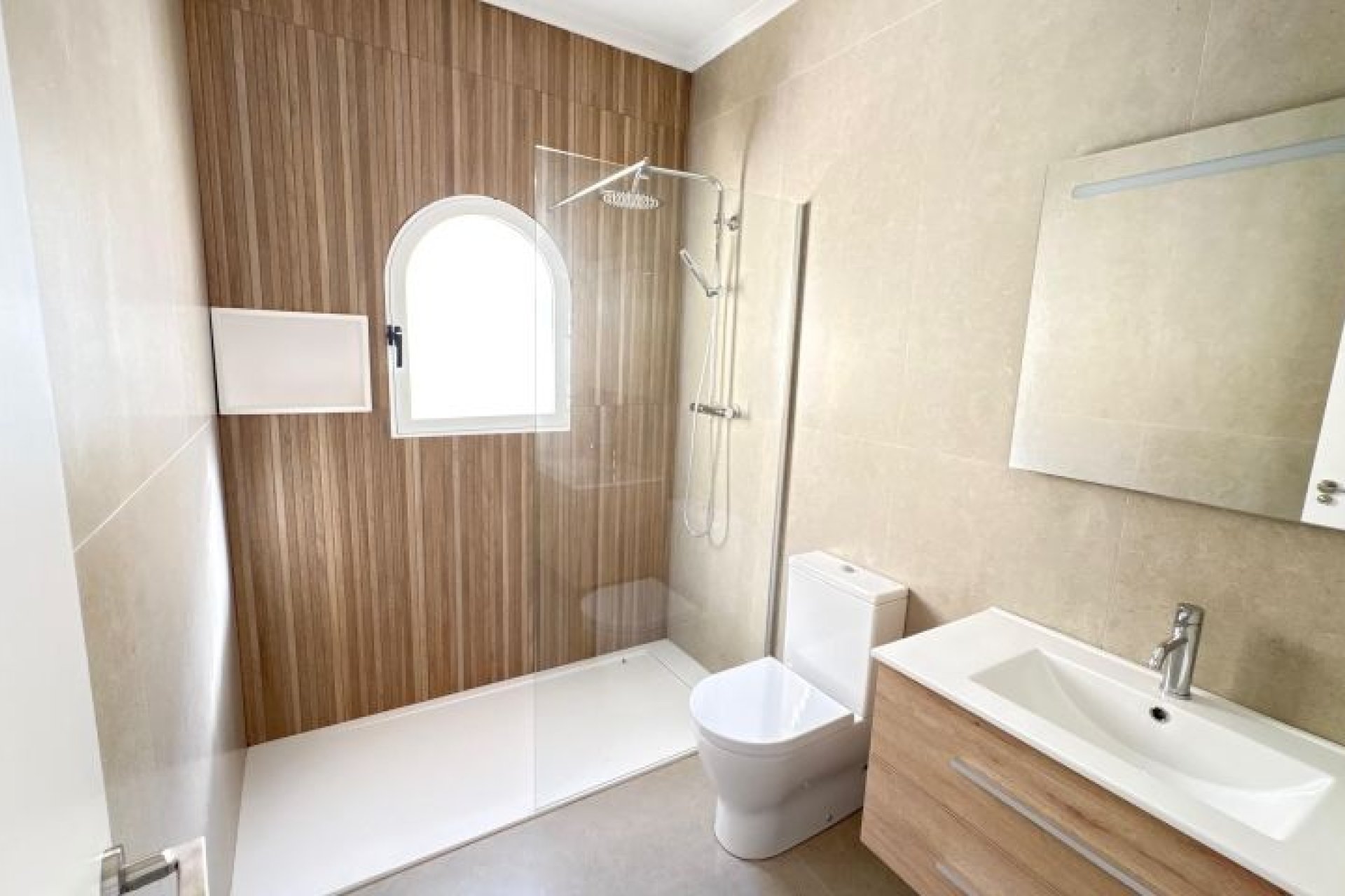 Resale - Villa - Algorfa