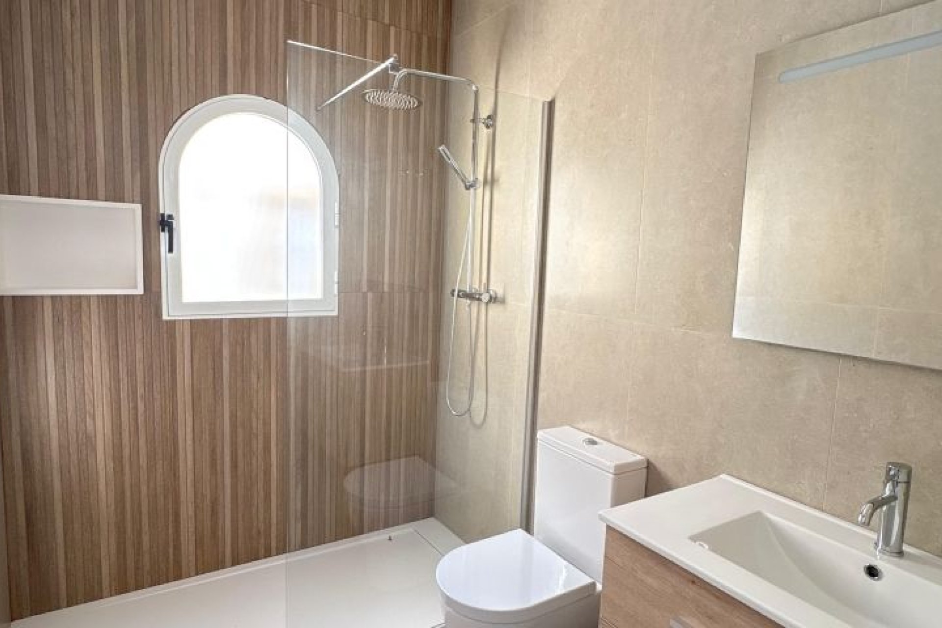 Resale - Villa - Algorfa