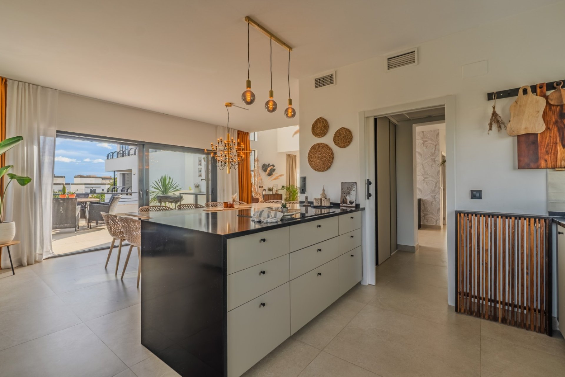 Resale - Villa - Alicante - Cabo de las Huertas