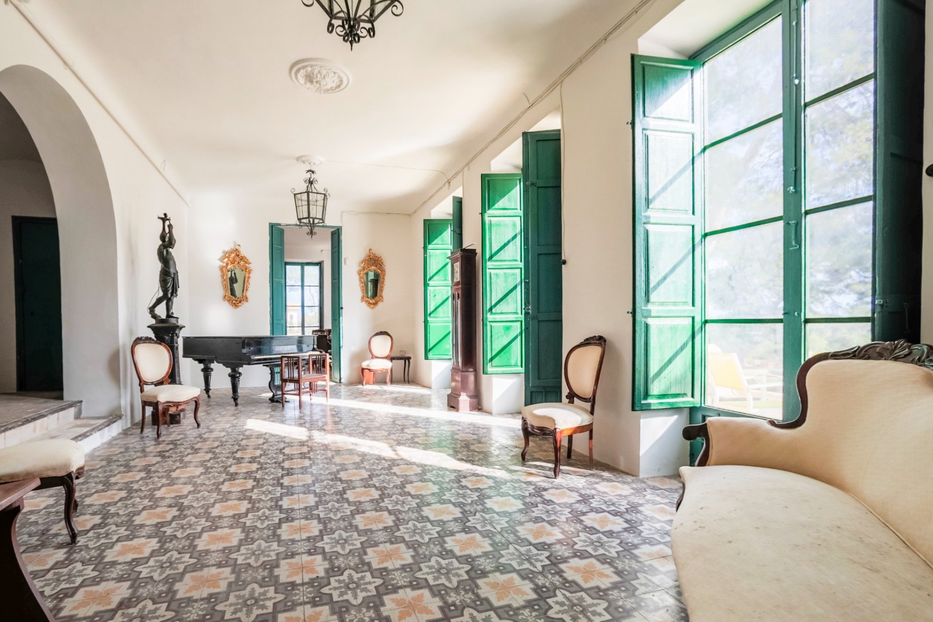 Resale - Villa - Alicante - Center
