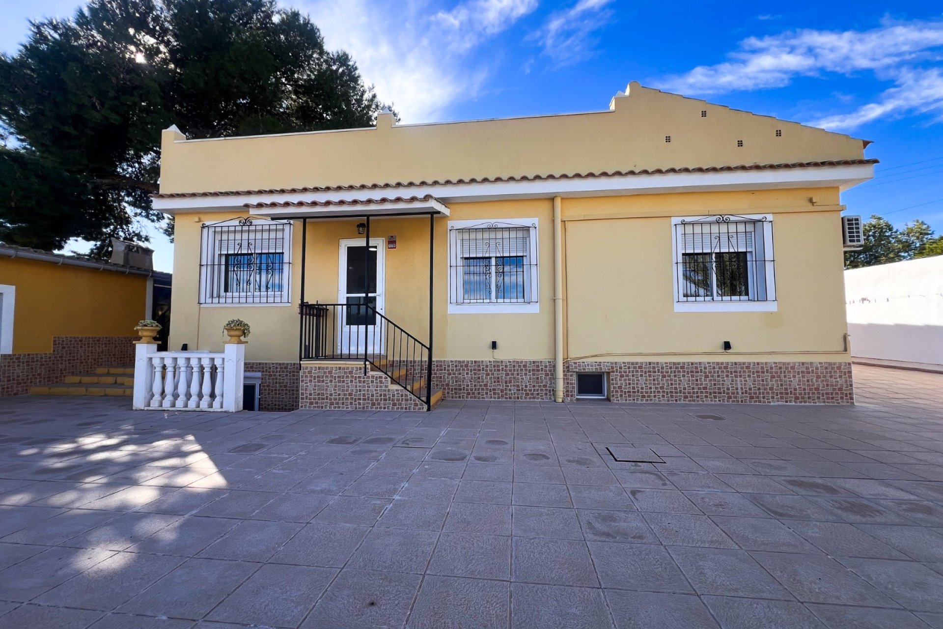 Resale - Villa - Alicante - Moralet - Cañada del Fenollar