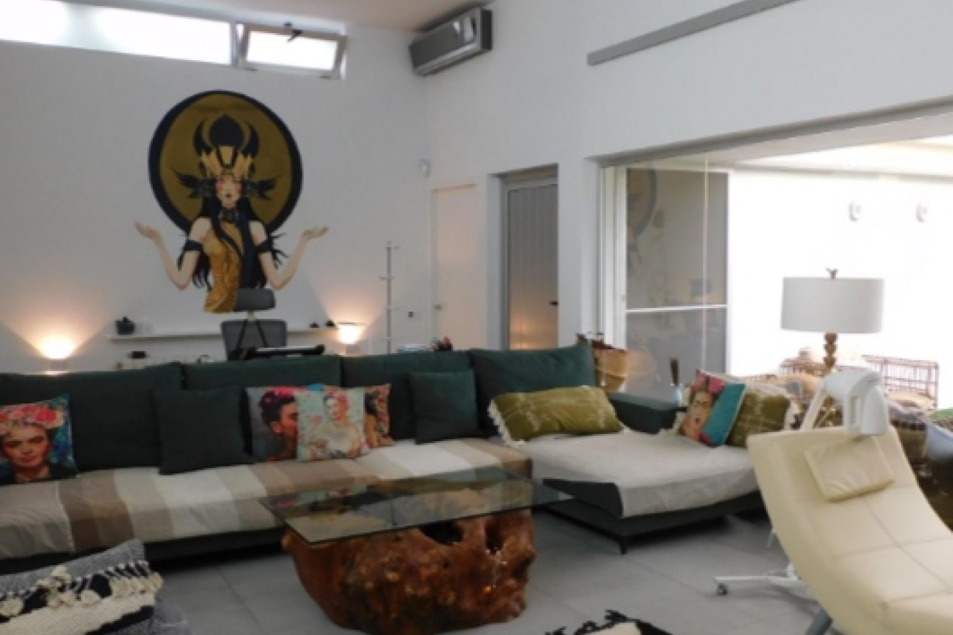 Resale - Villa - Alicante