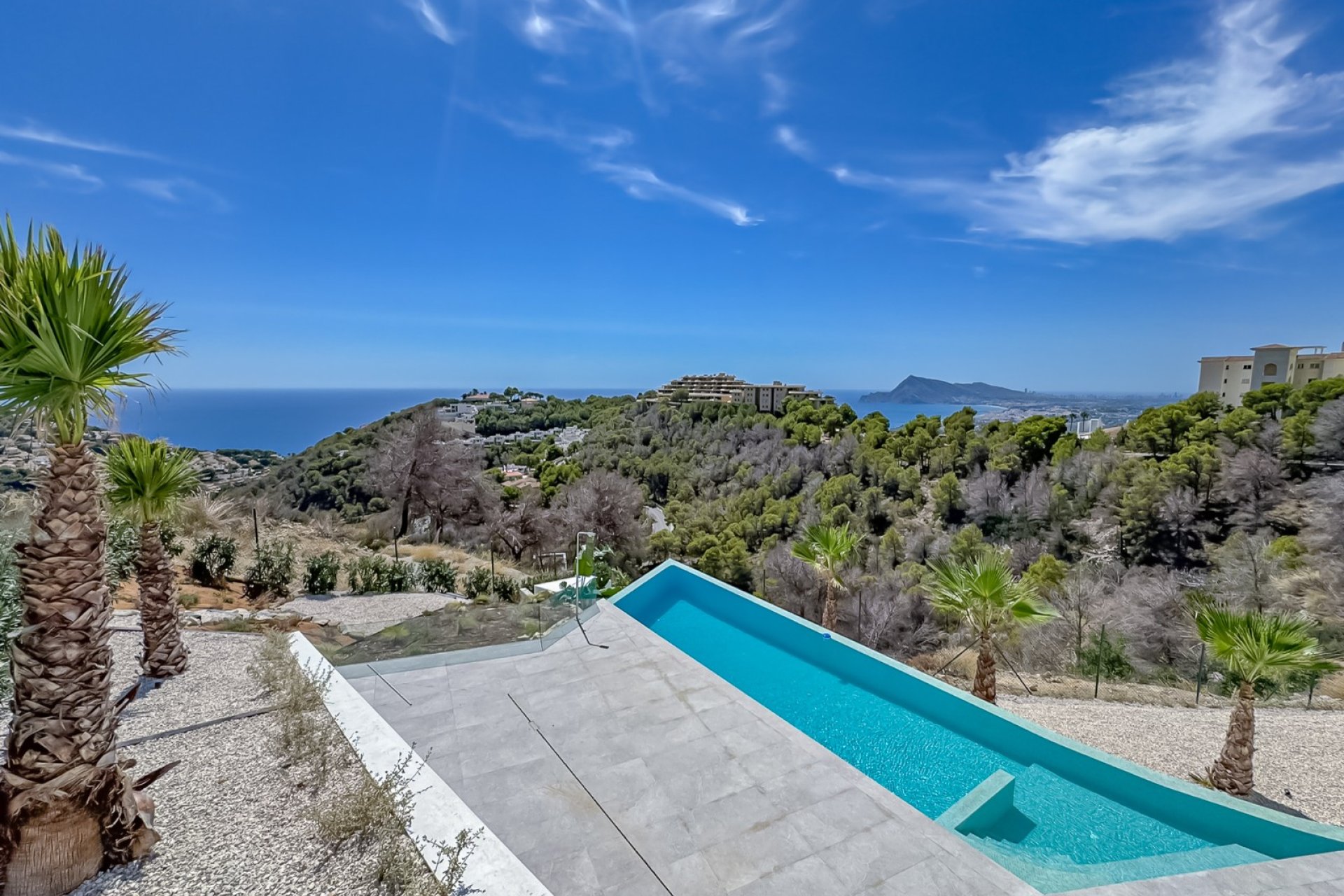 Resale - Villa - Altea