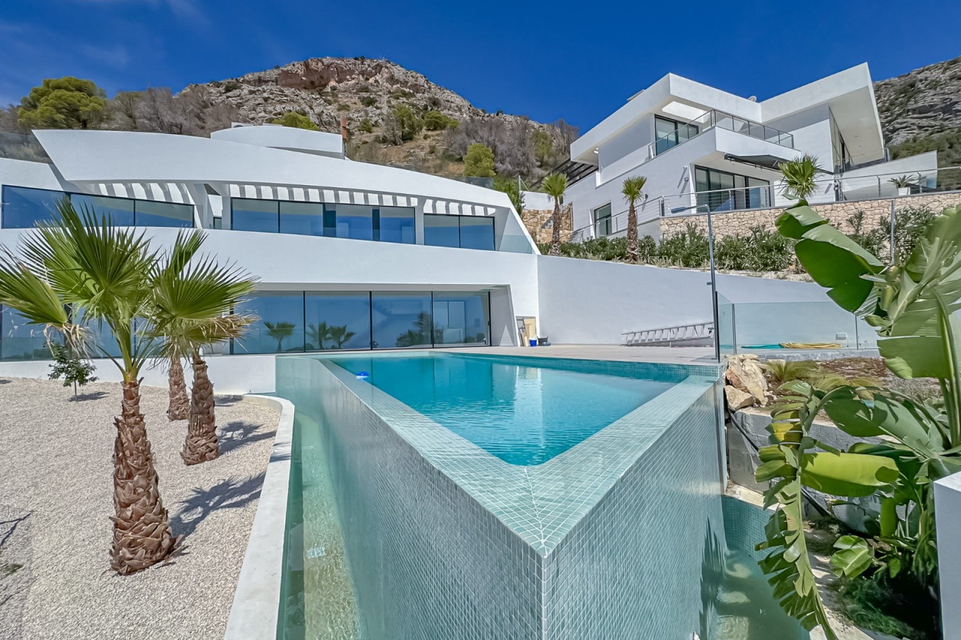 Resale - Villa - Altea