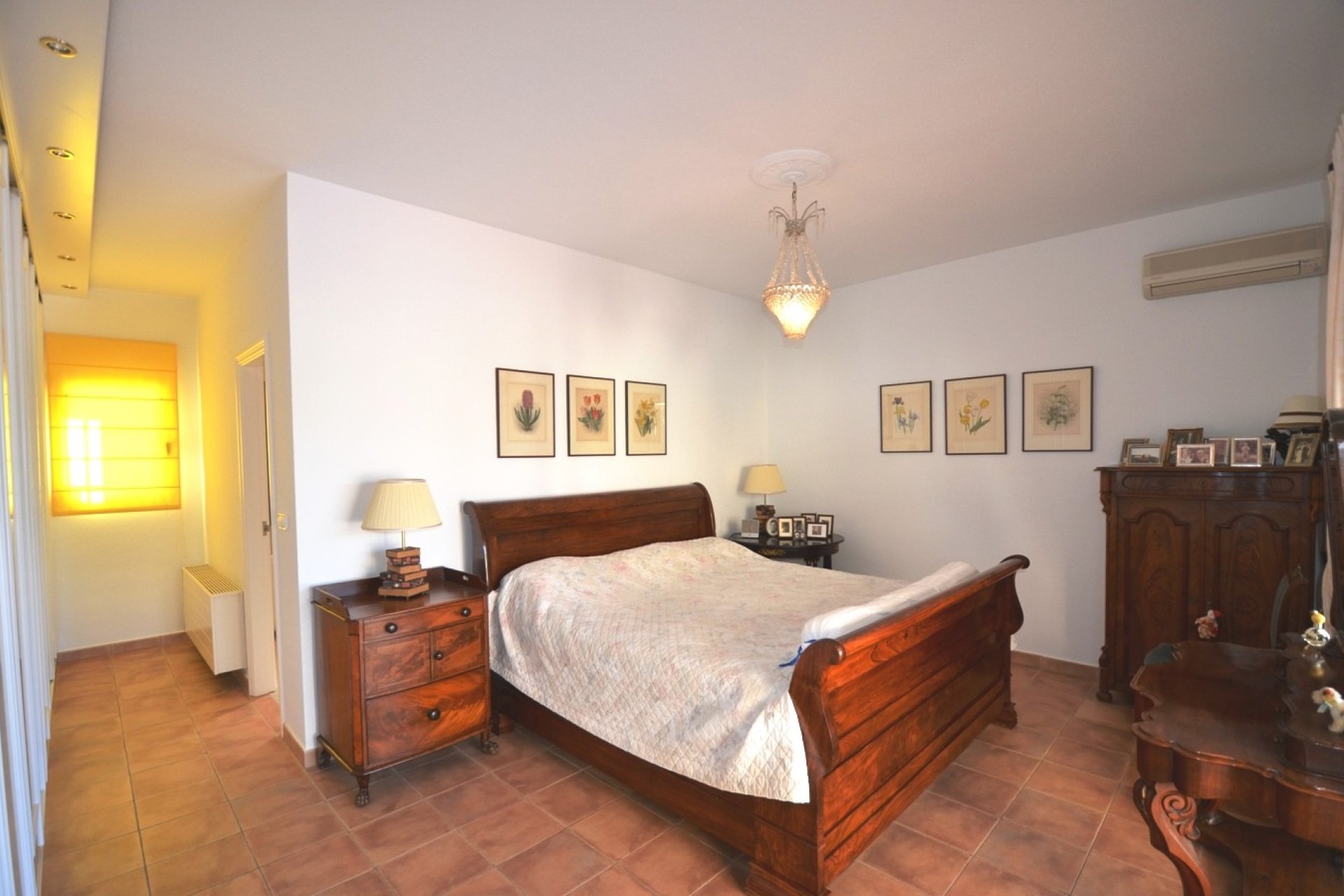 Resale - Villa - Altea