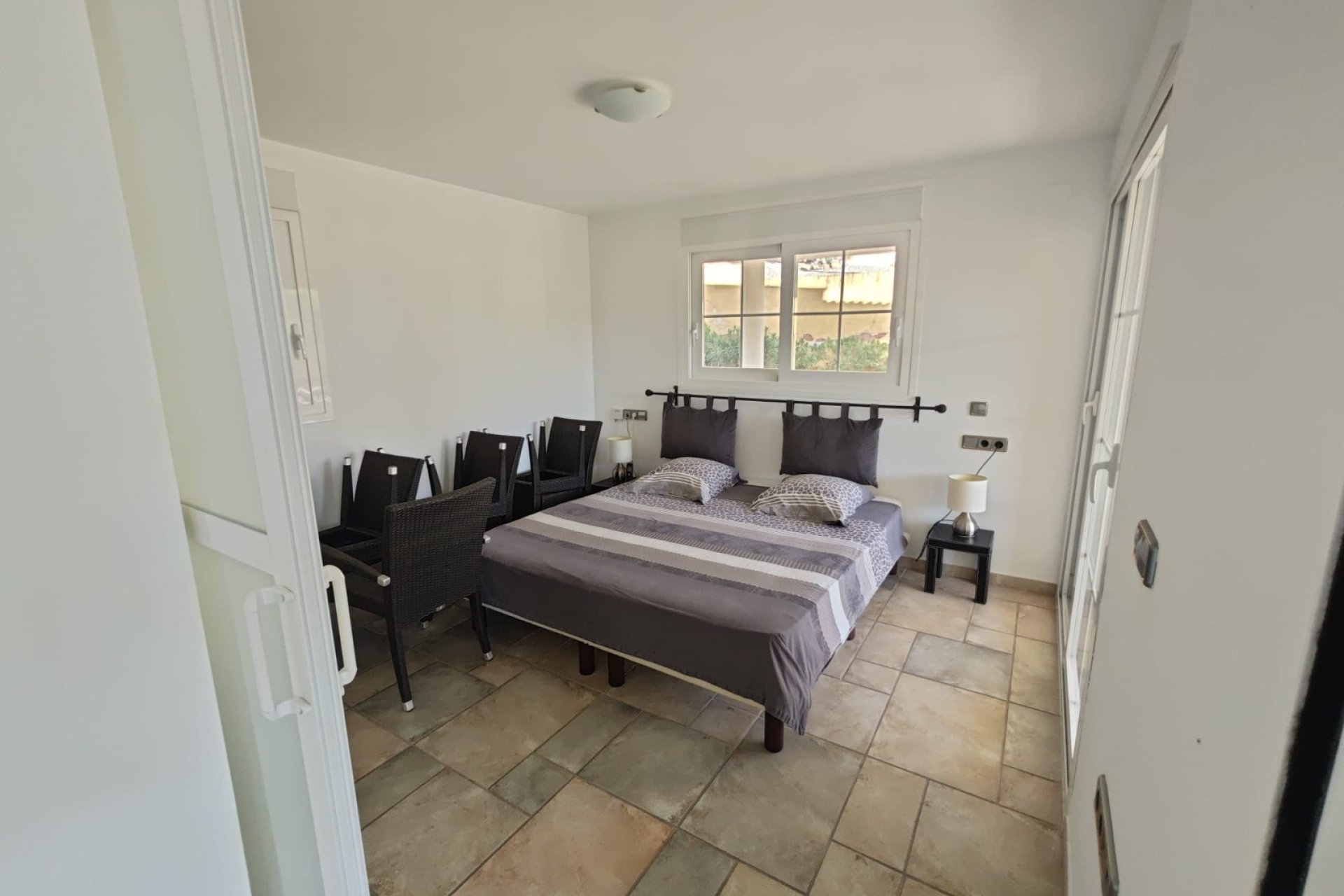 Resale - Villa - Altea