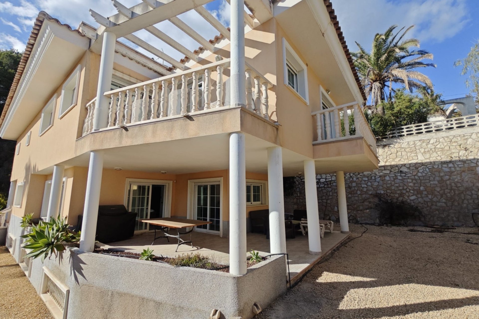 Resale - Villa - Altea