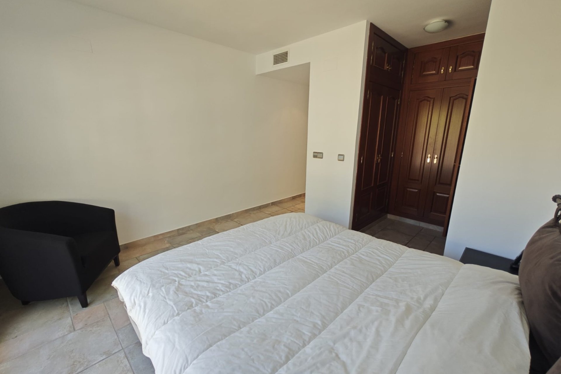 Resale - Villa - Altea