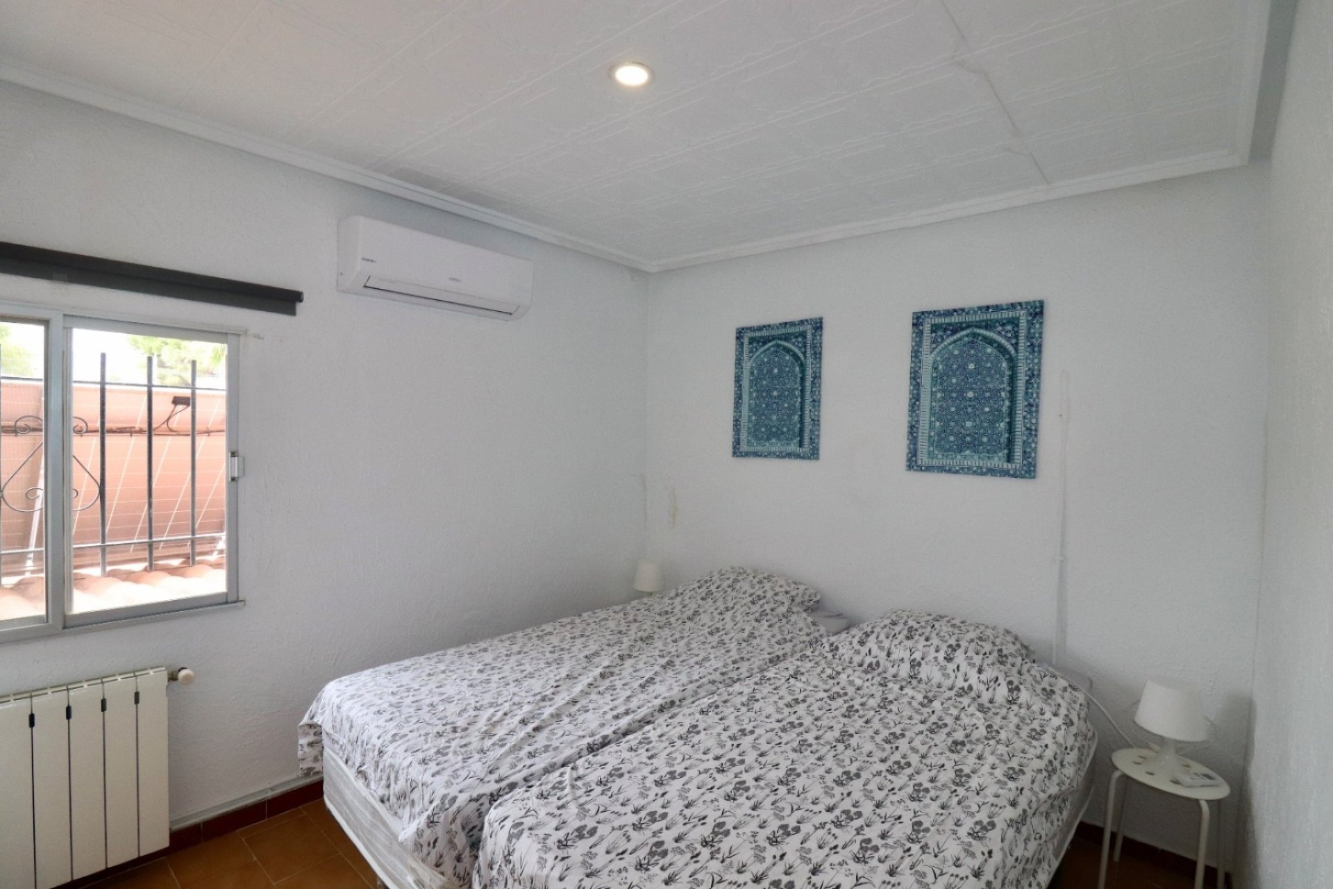 Resale - Villa - Aspe