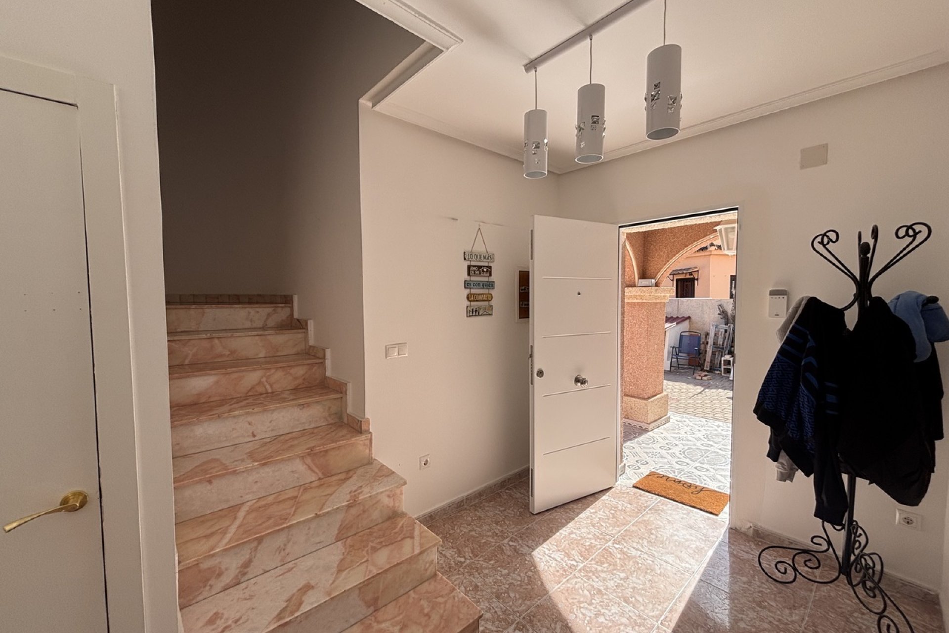 Resale - Villa - Benijofar