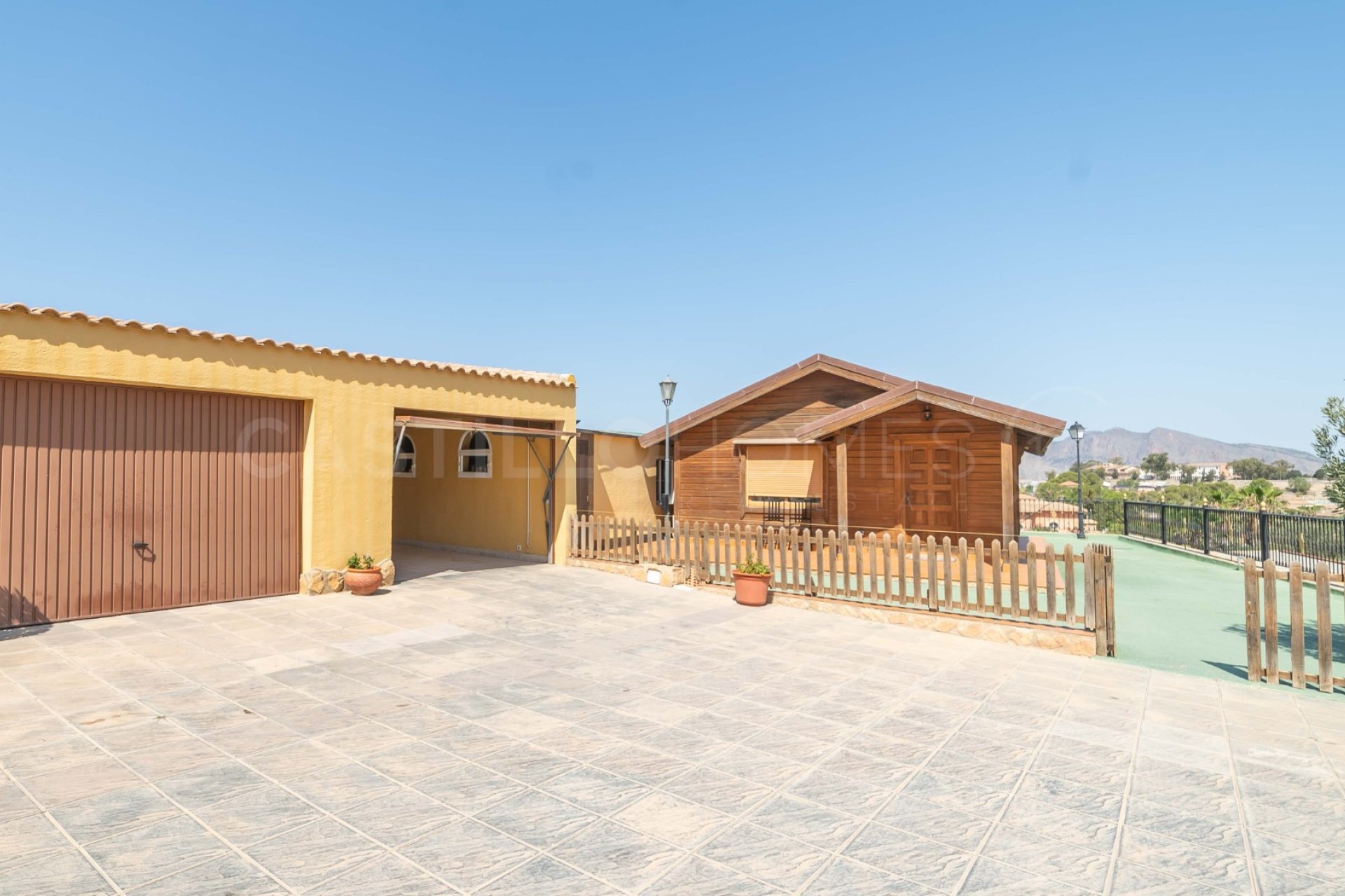 Resale - Villa - Bigastro