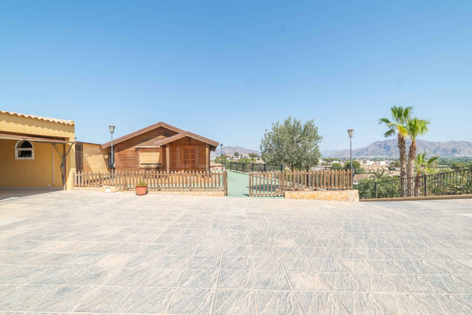 Resale - Villa - Bigastro