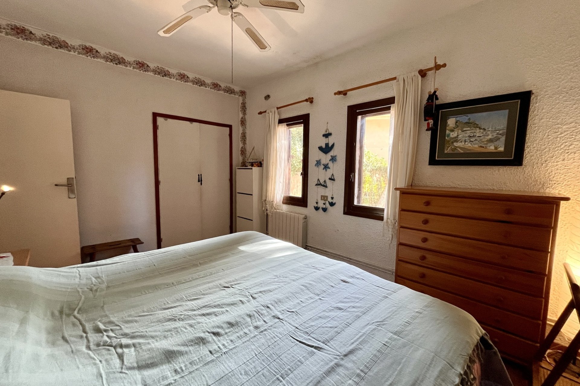 Resale - Villa - Cabo Roig