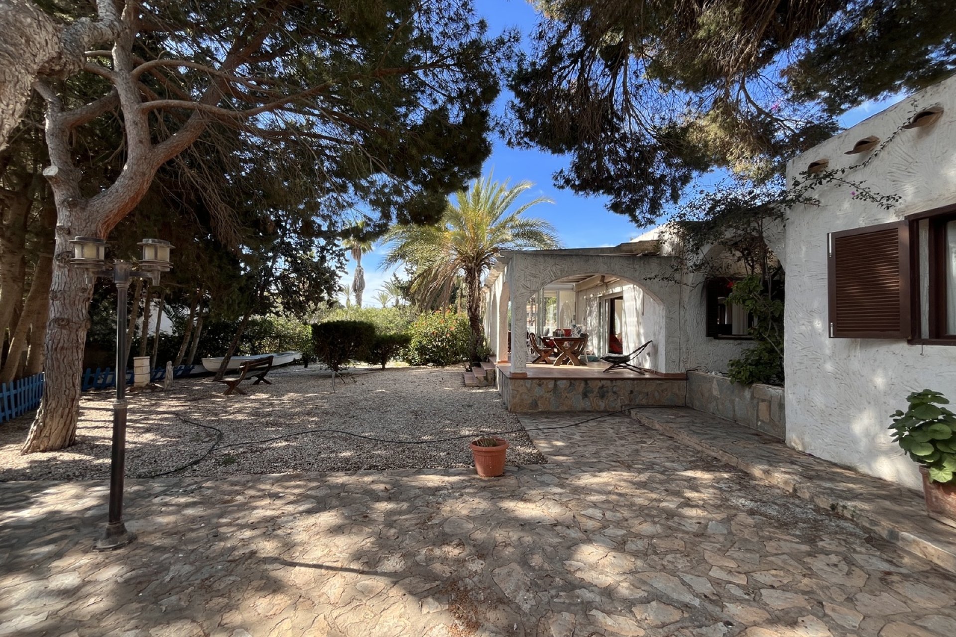 Resale - Villa - Cabo Roig