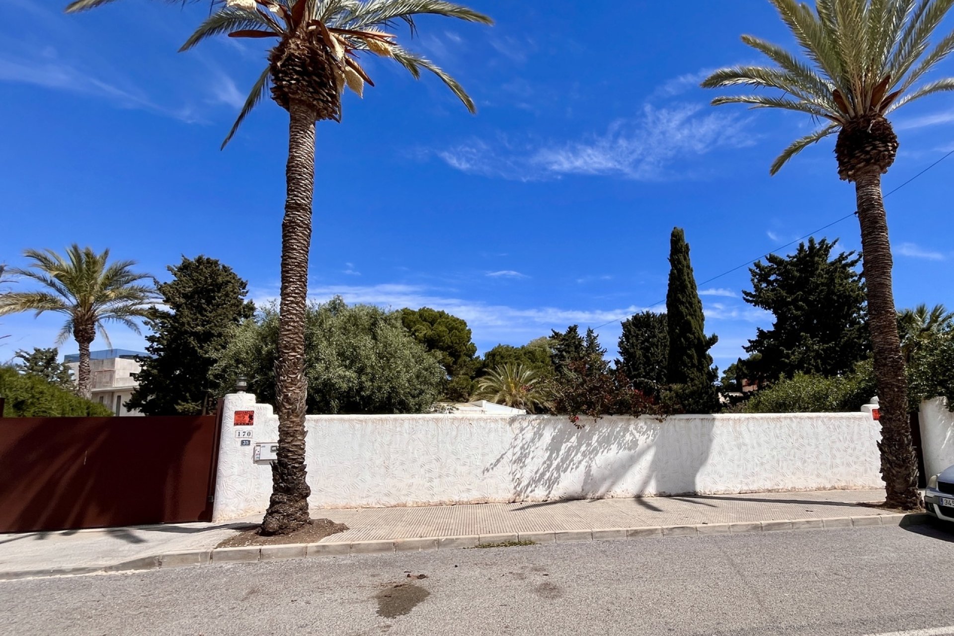 Resale - Villa - Cabo Roig