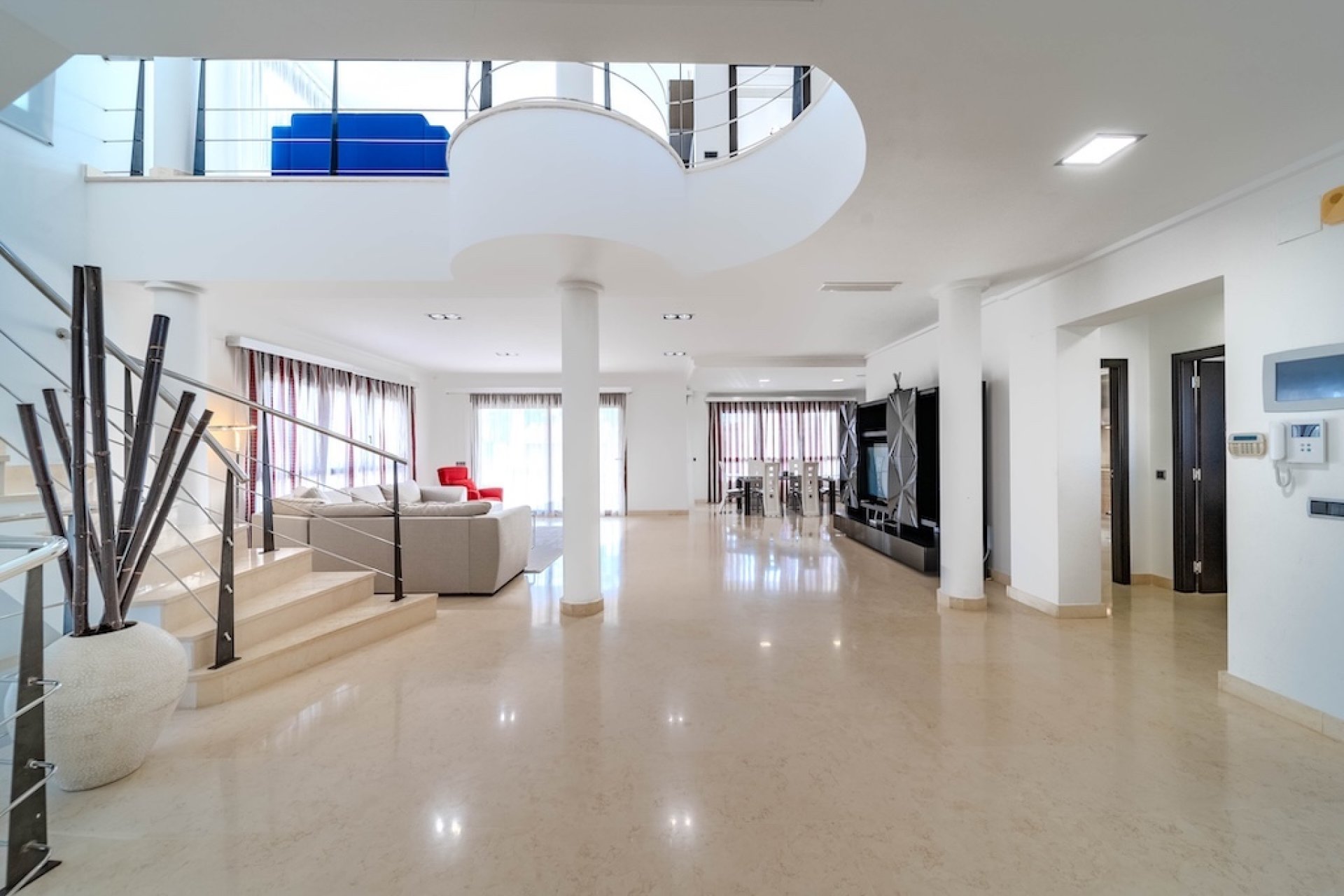 Resale - Villa - Cabo Roig
