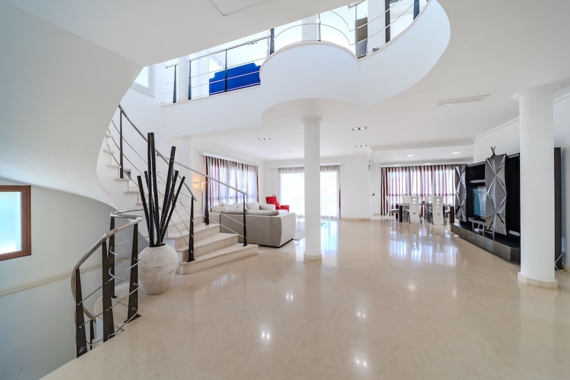 Resale - Villa - Cabo Roig