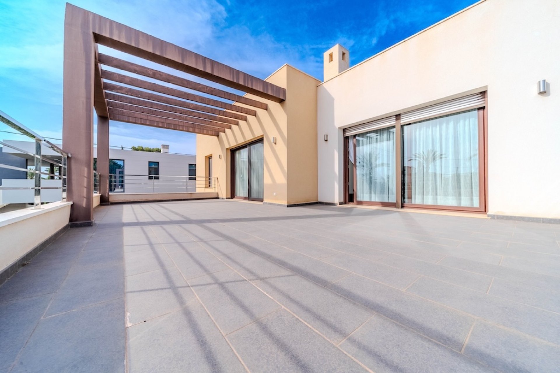 Resale - Villa - Cabo Roig