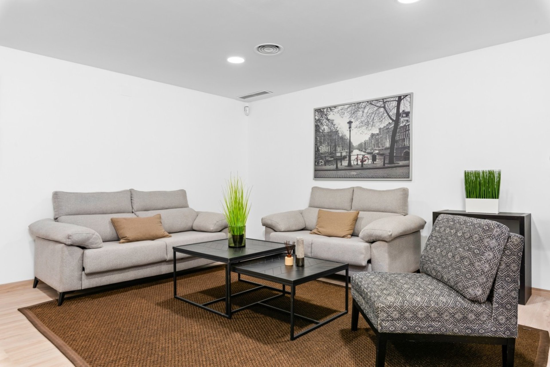 Resale - Villa - Cabo Roig