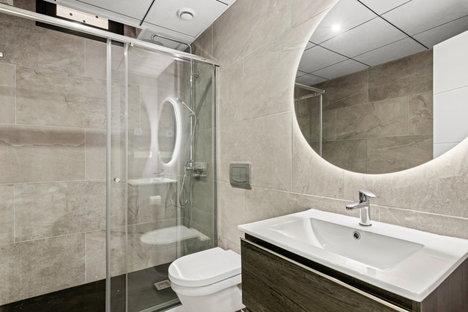 Resale - Villa - Cabo Roig