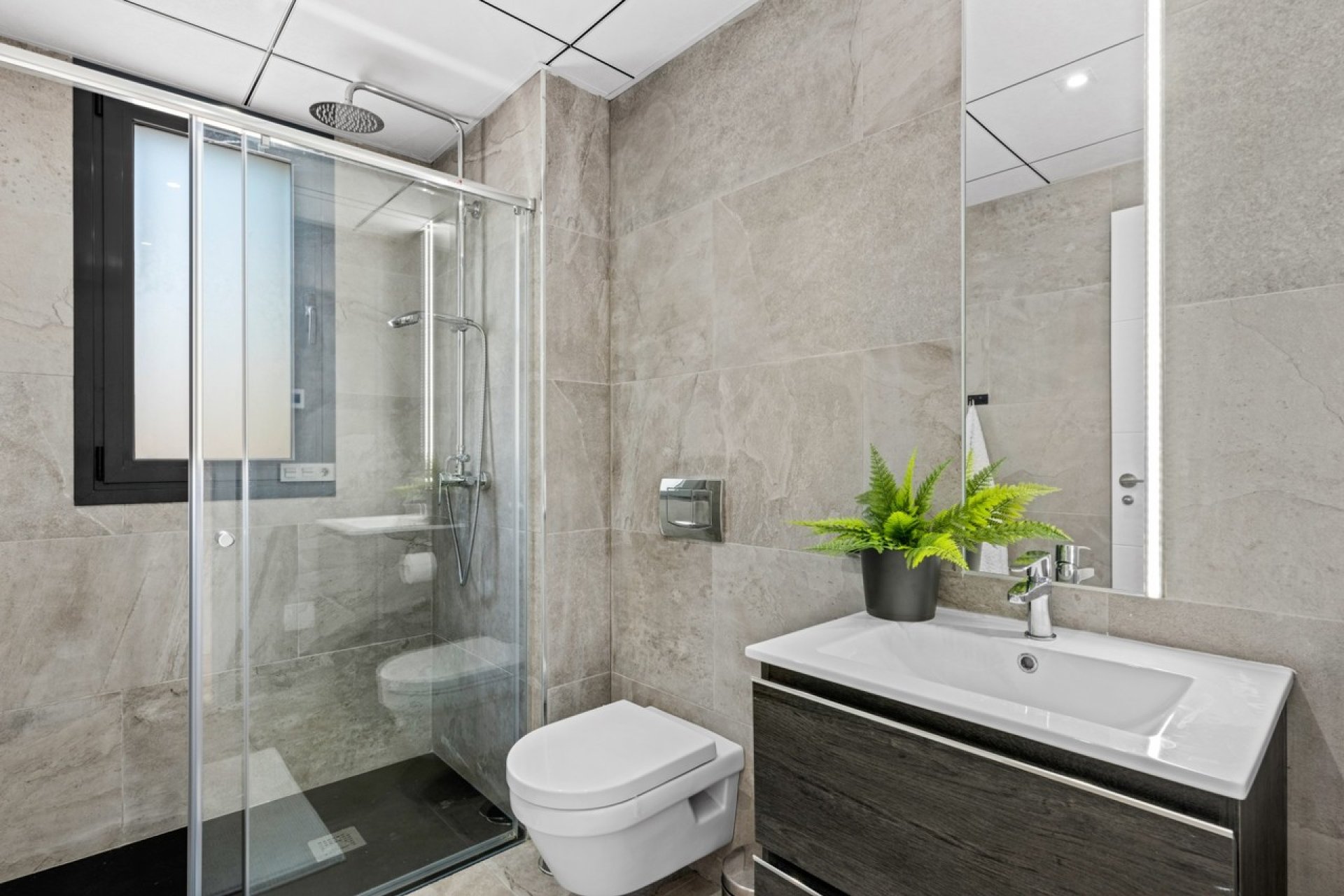 Resale - Villa - Cabo Roig