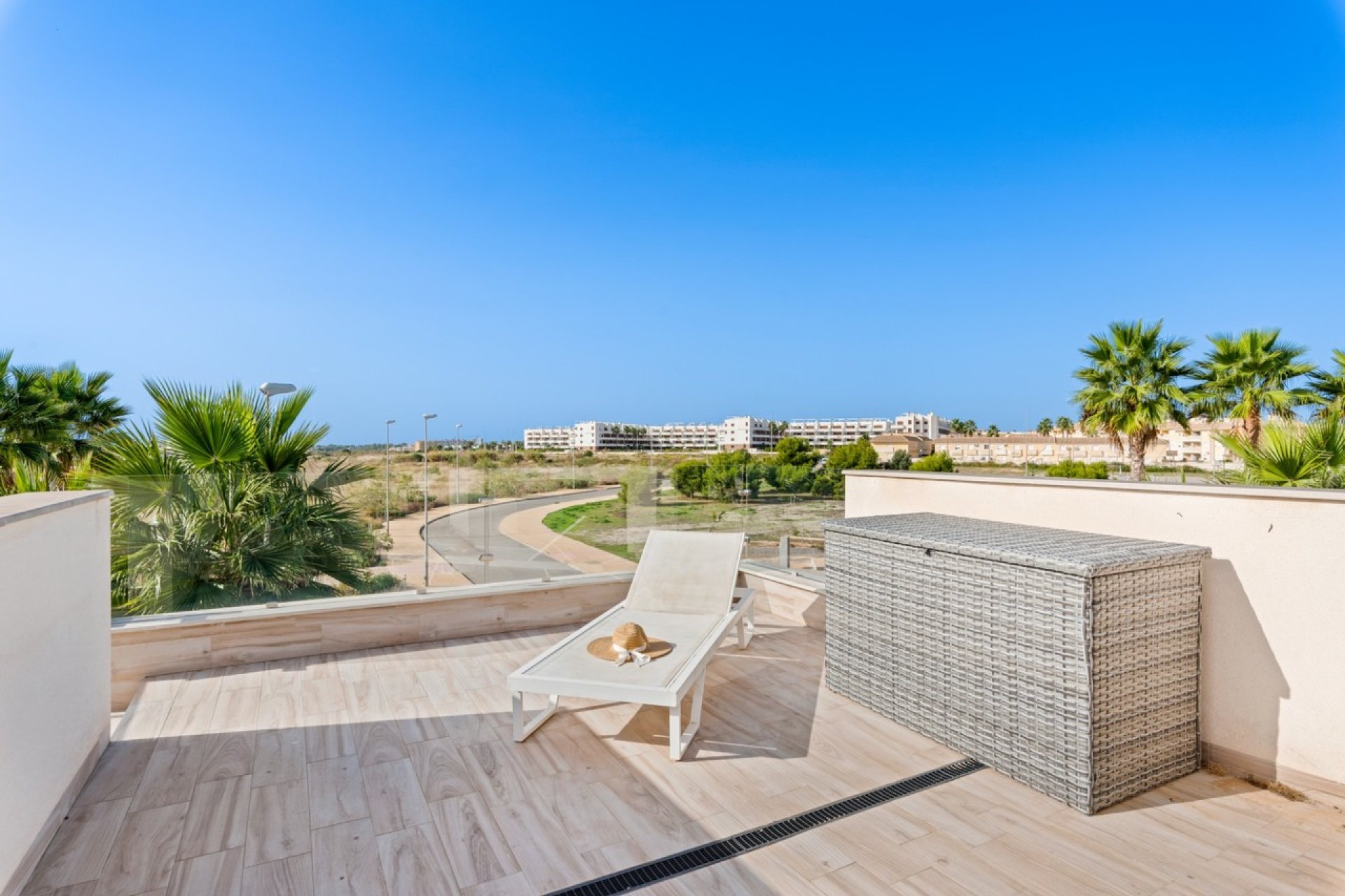 Resale - Villa - Cabo Roig