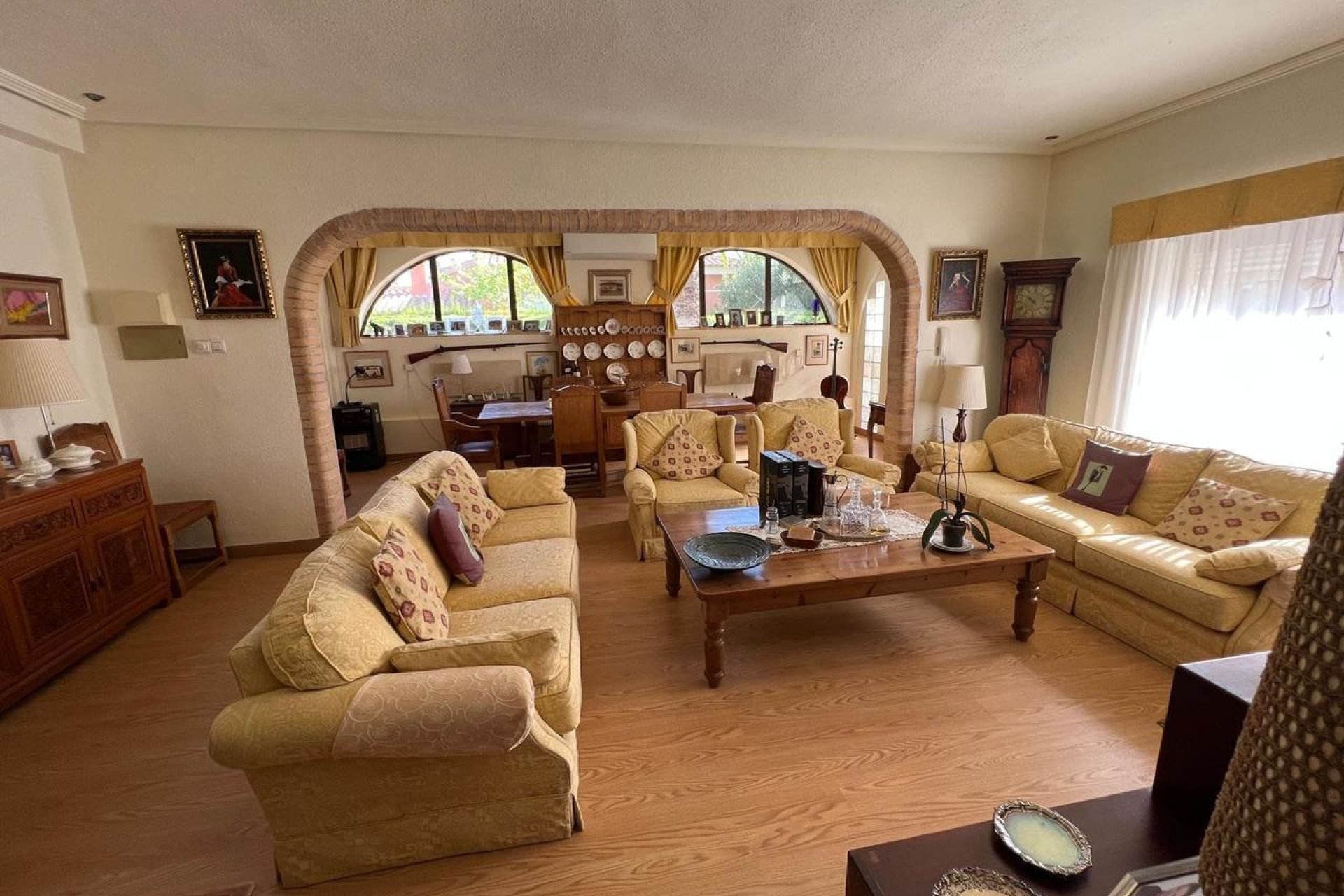 Resale - Villa - Cabo Roig