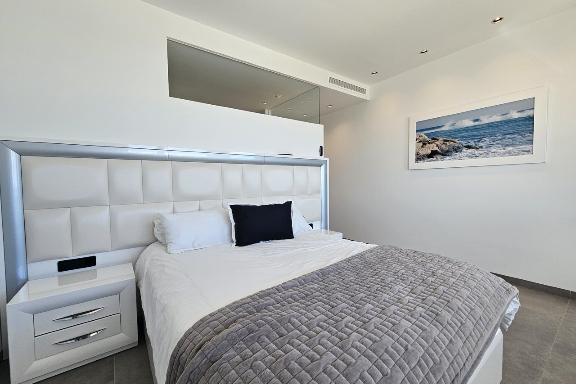 Resale - Villa - Cabo Roig