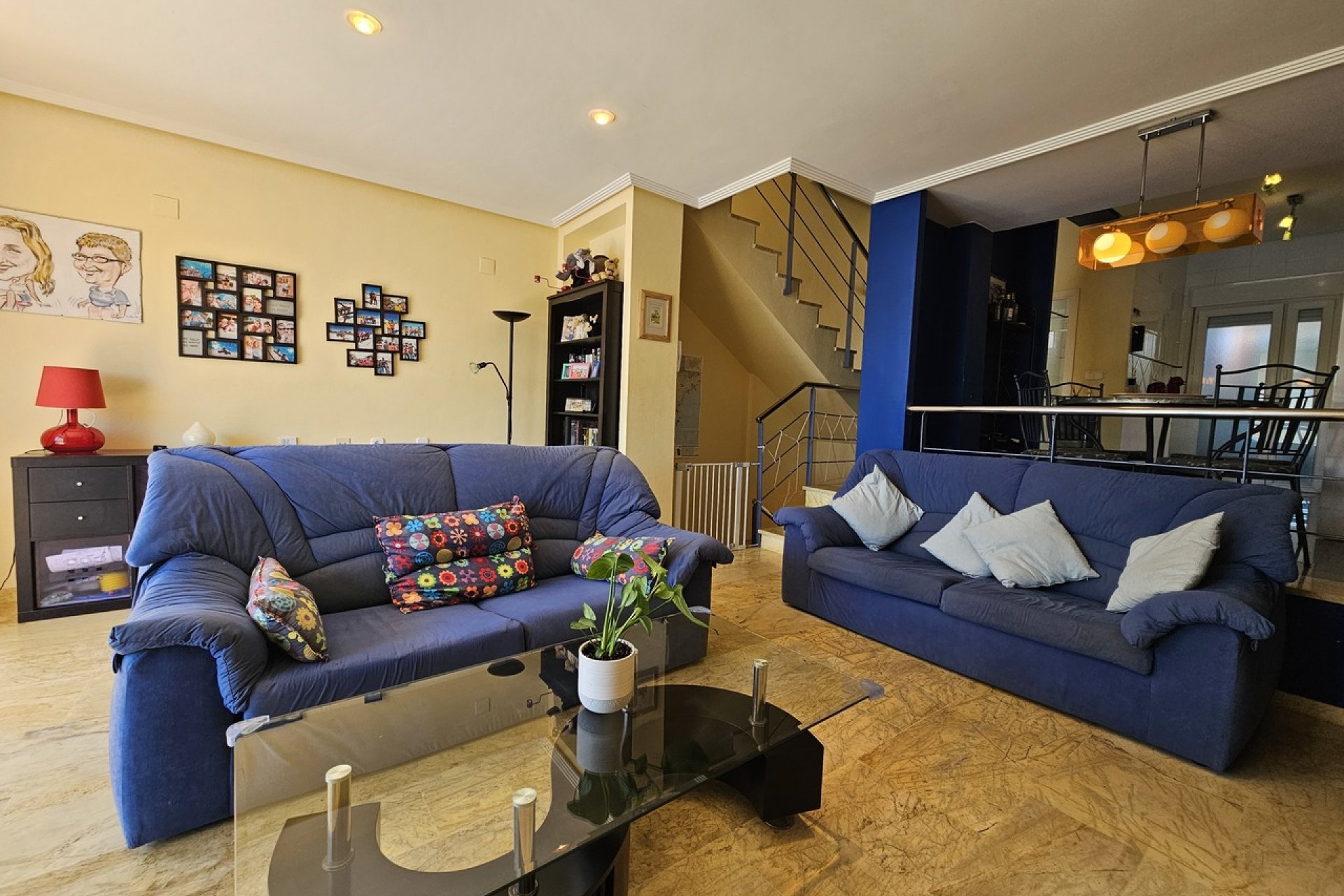 Resale - Villa - Cabo Roig