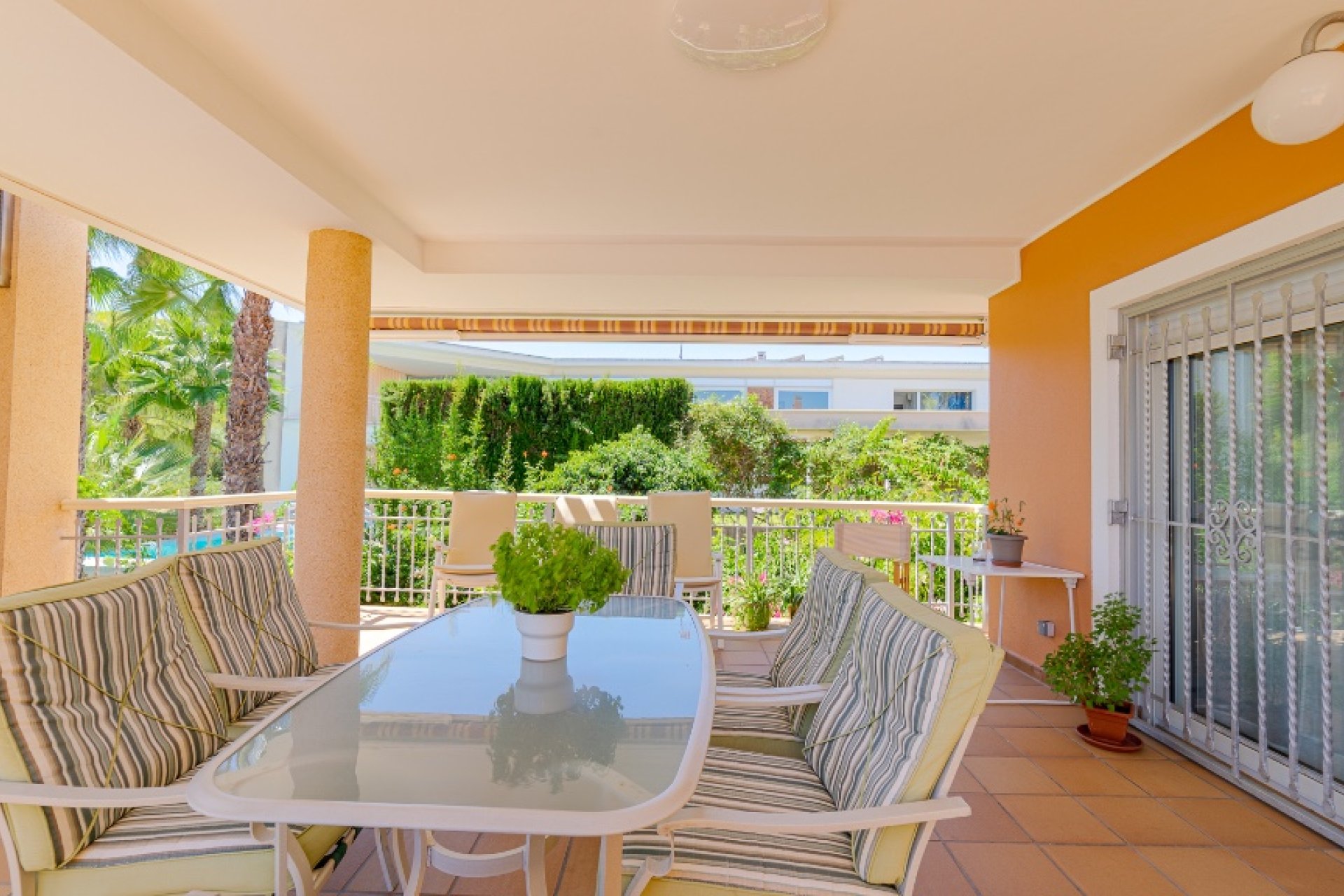 Resale - Villa - Campoamor