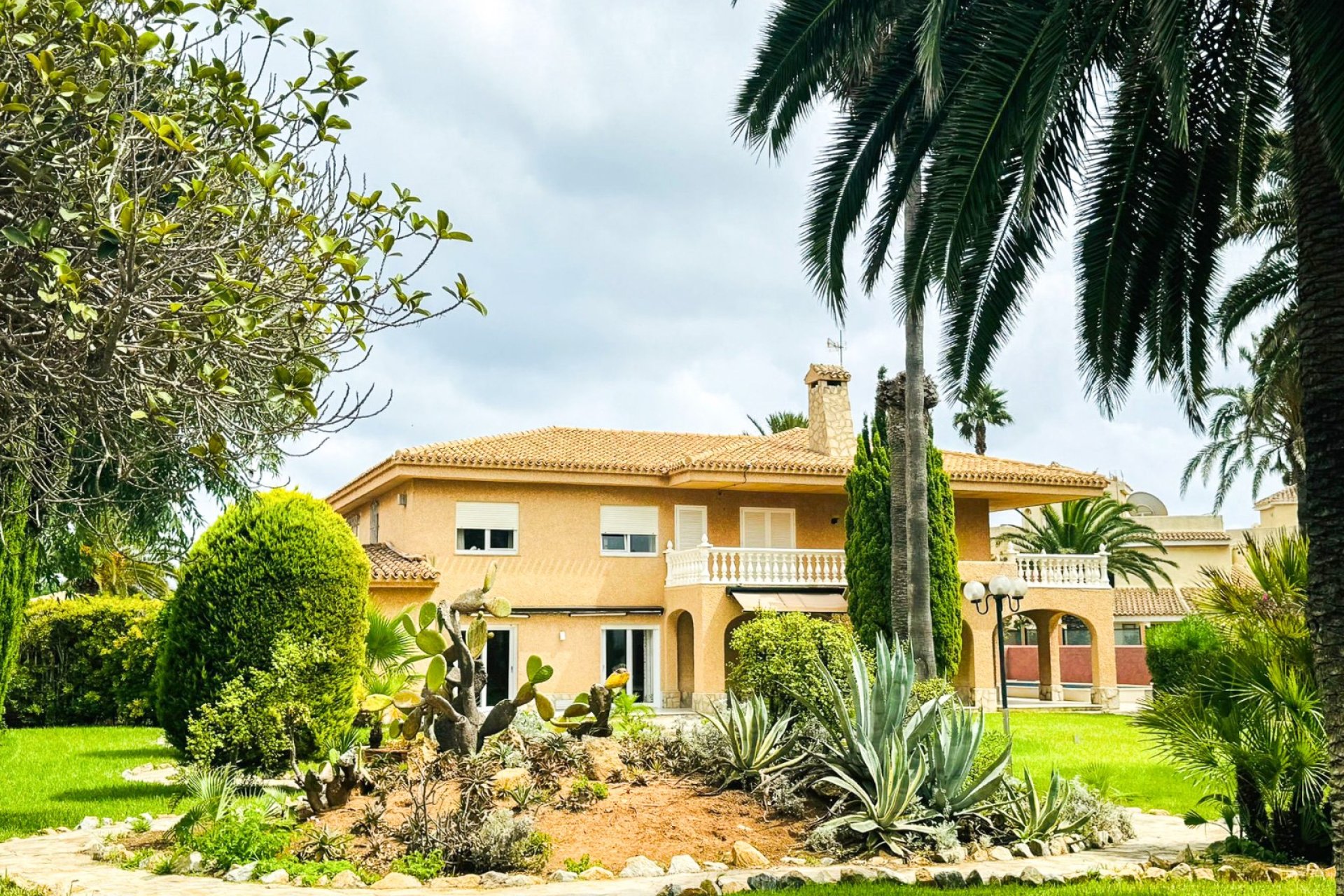 Resale - Villa - Cartagena - La Manga del Mar Menor