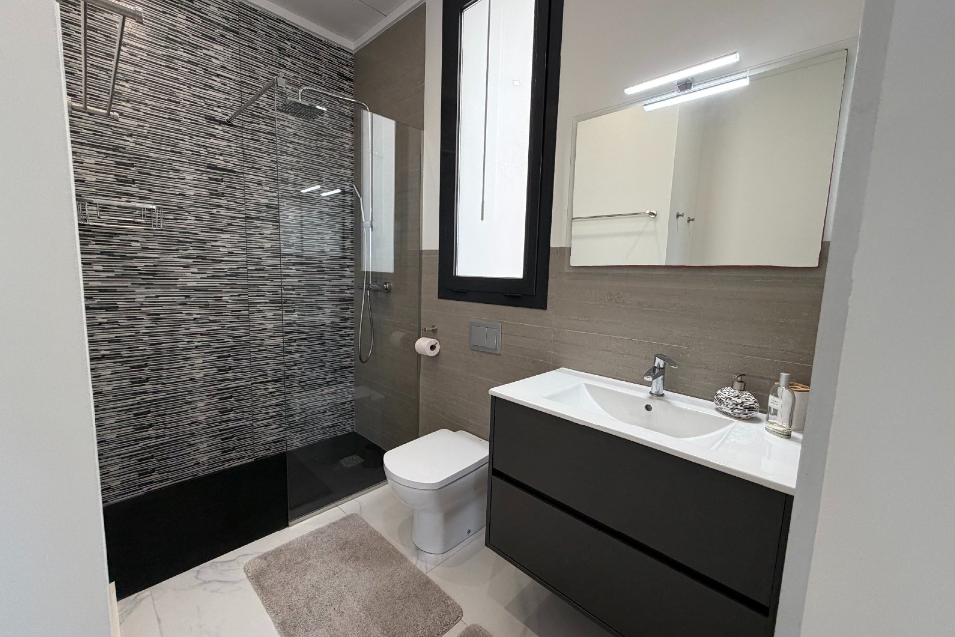Resale - Villa - Ciudad Quesada - La Laguna