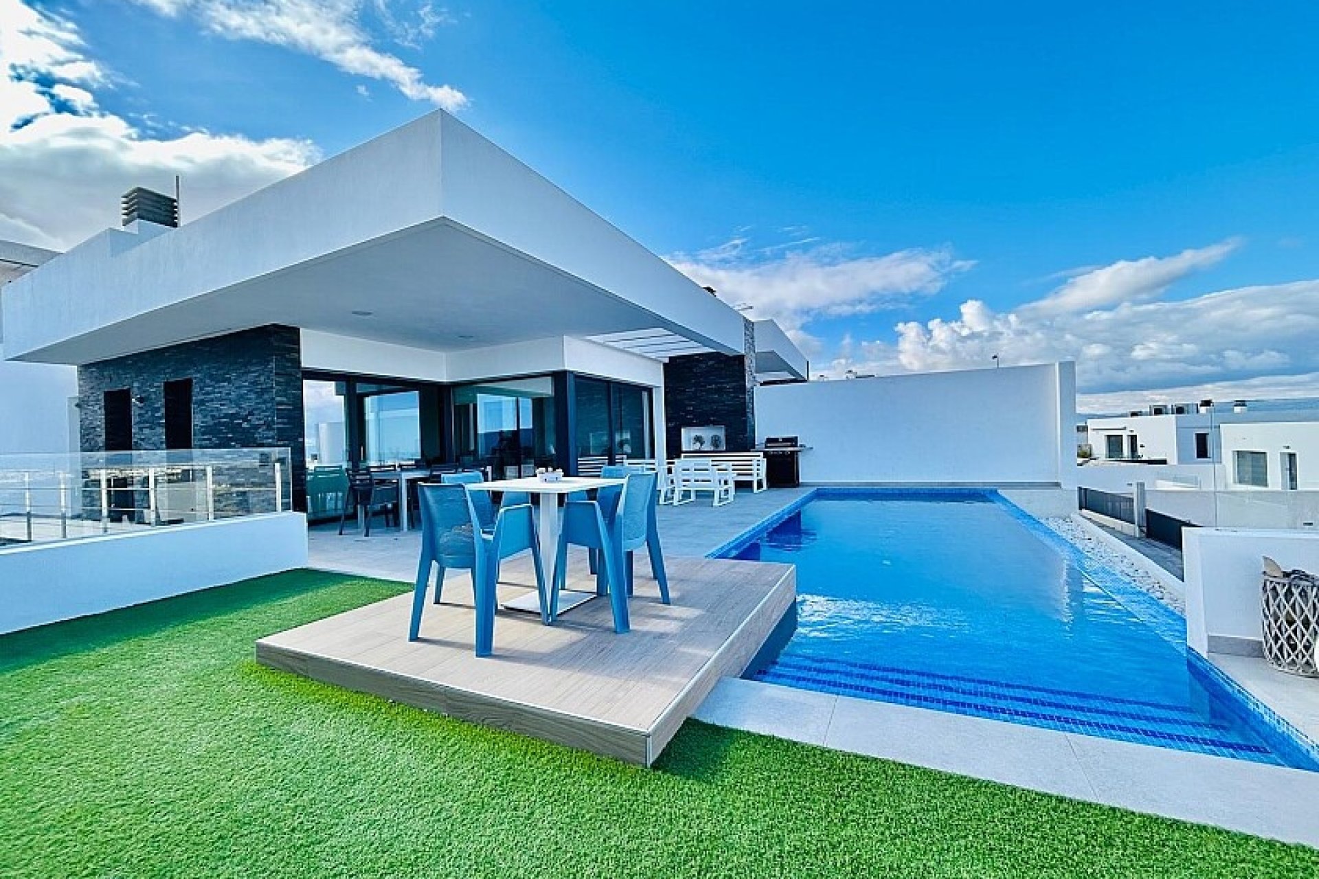 Resale - Villa - Ciudad Quesada