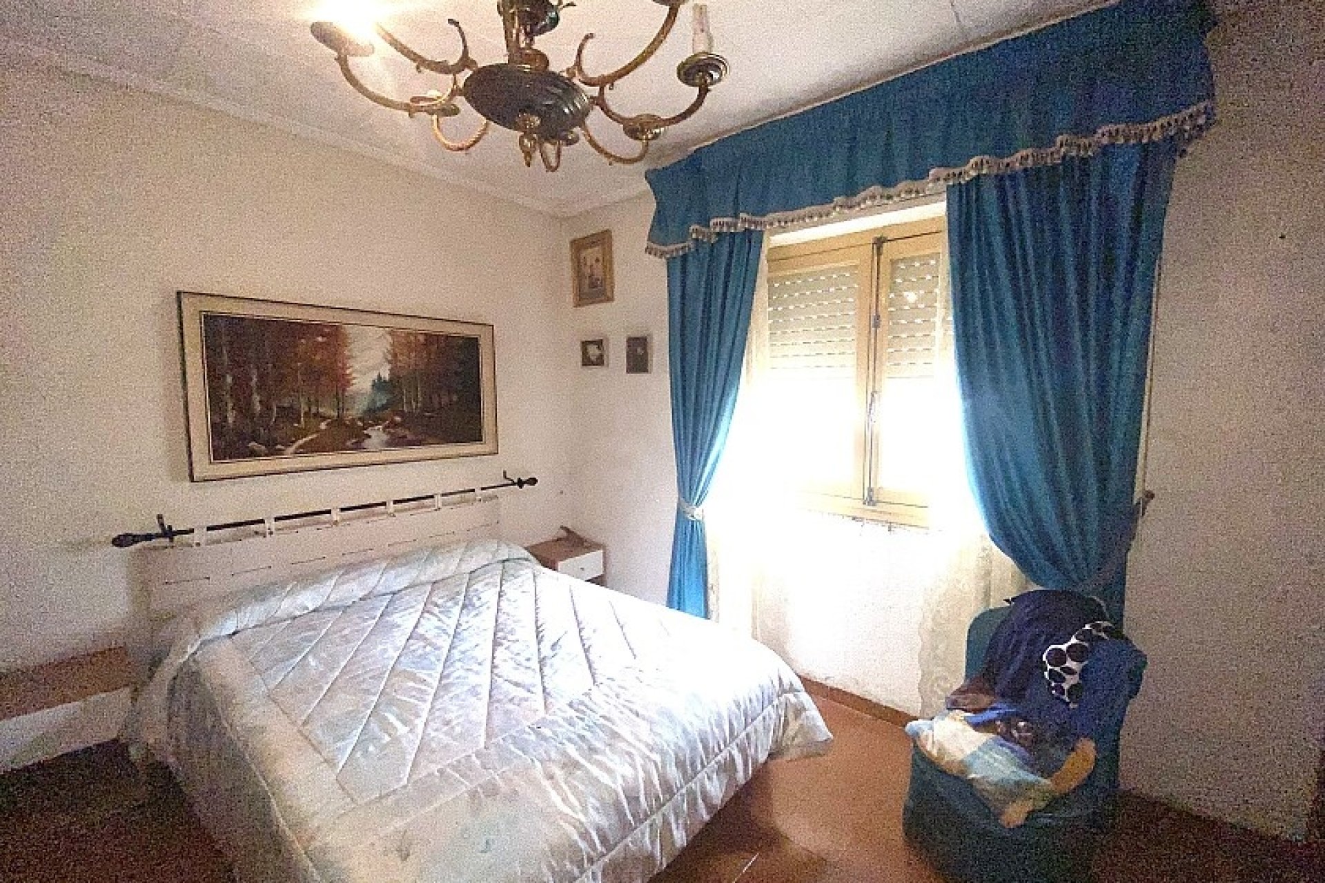 Resale - Villa - Crevillente