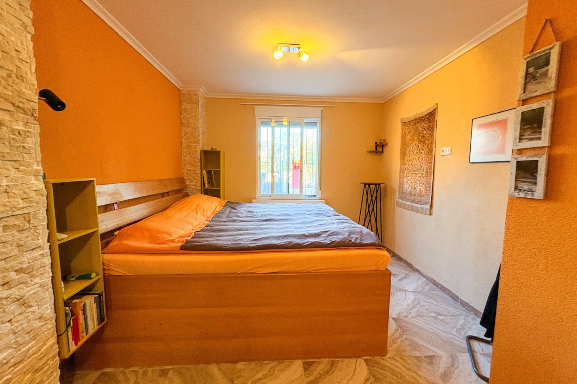 Resale - Villa - Crevillente