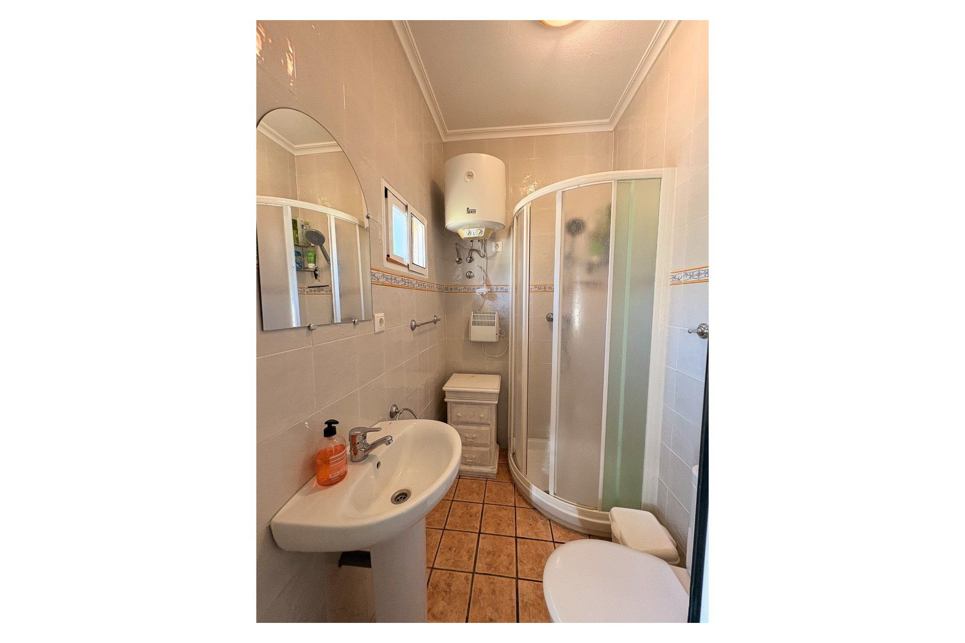 Resale - Villa - Crevillente