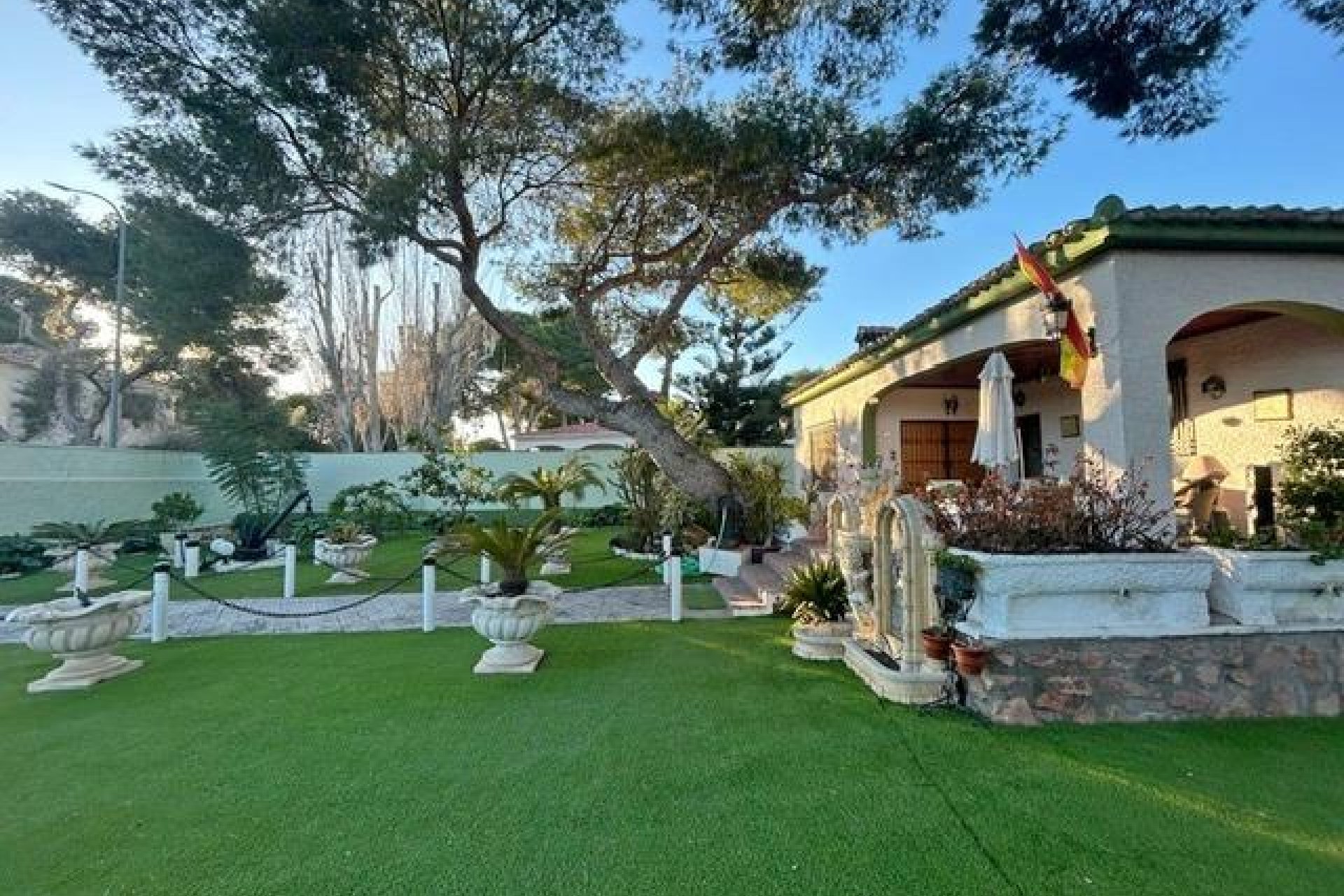 Resale - Villa - Dehesa de Campoamor - Campoamor