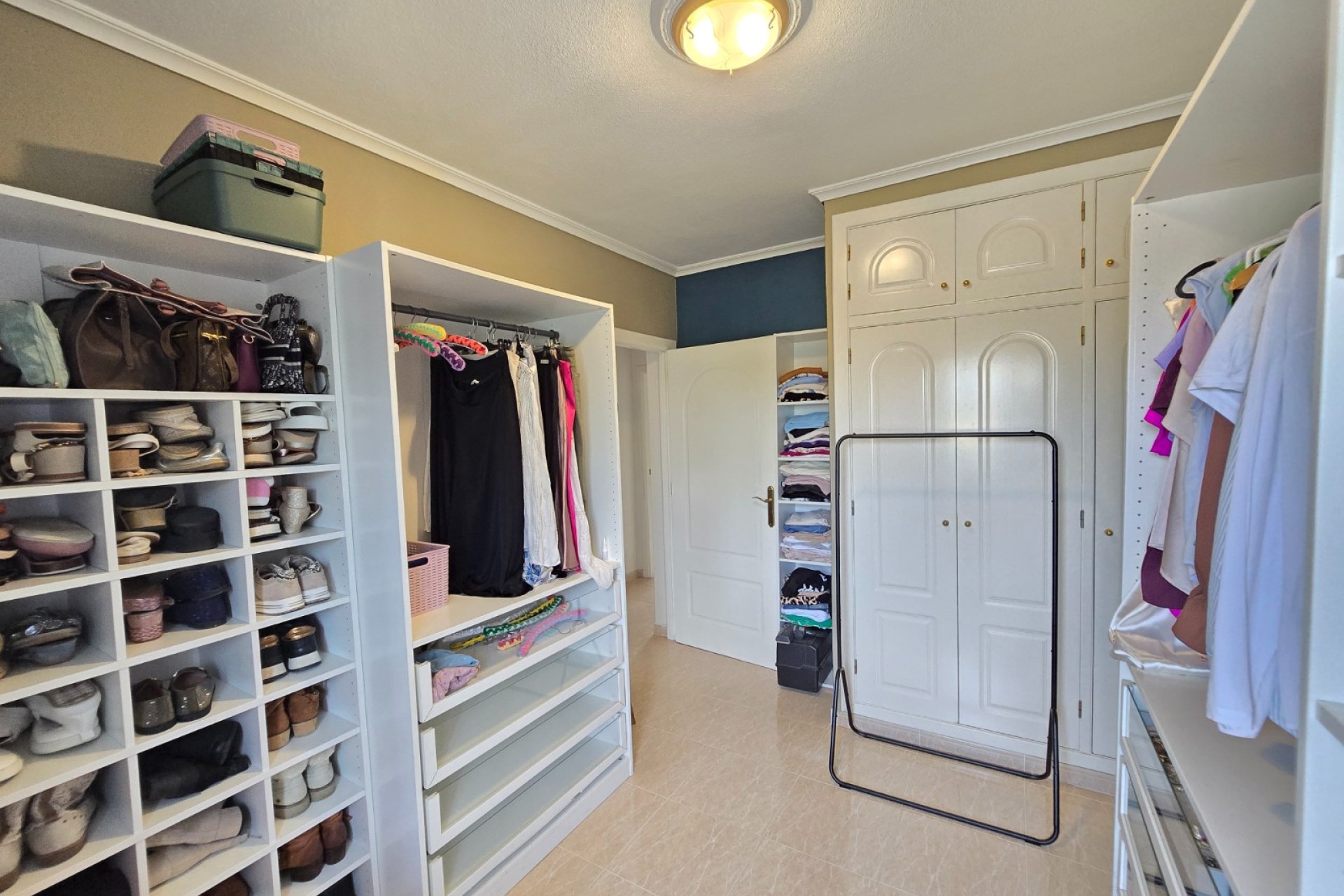 Resale - Villa - Dolores