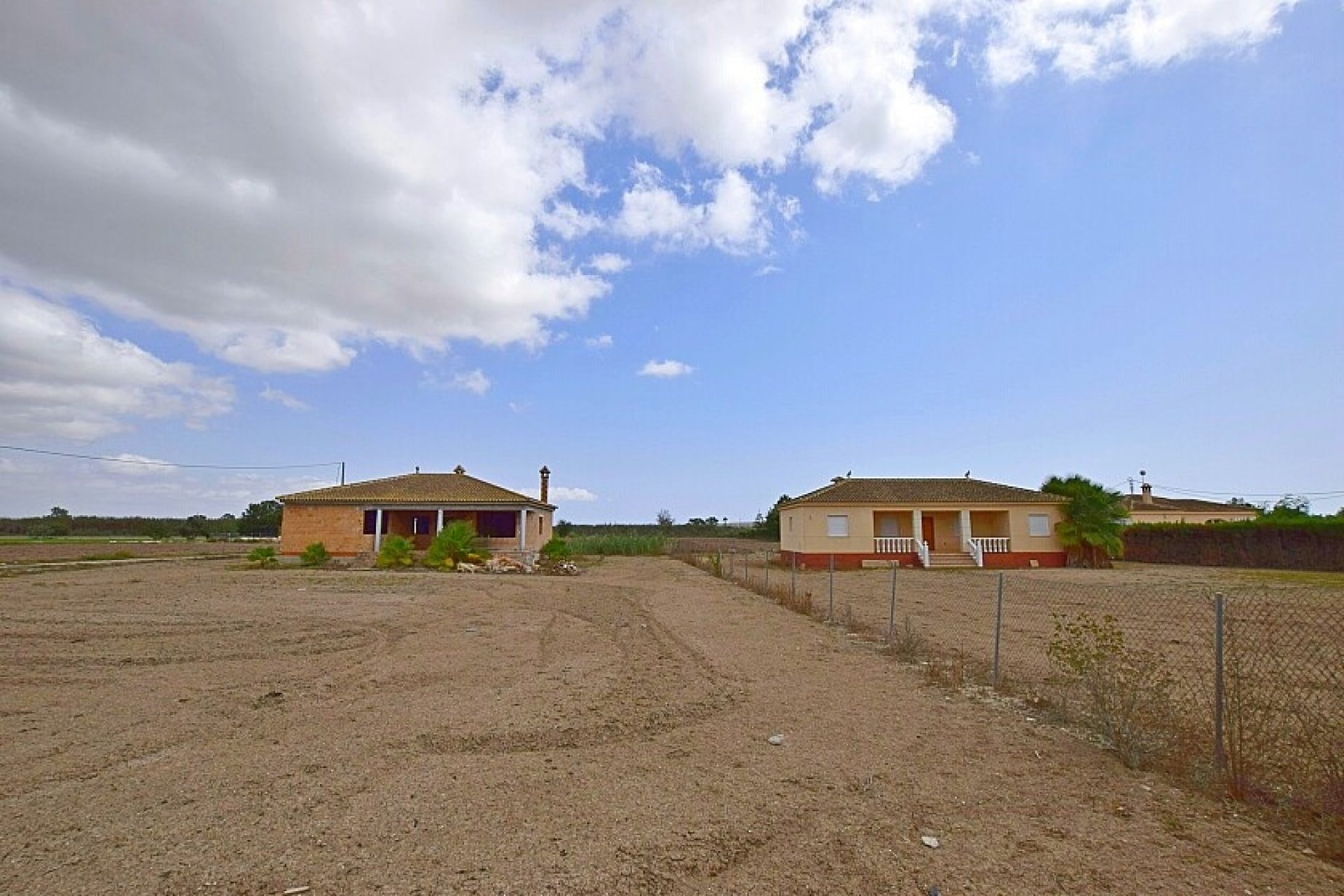 Resale - Villa - Dolores