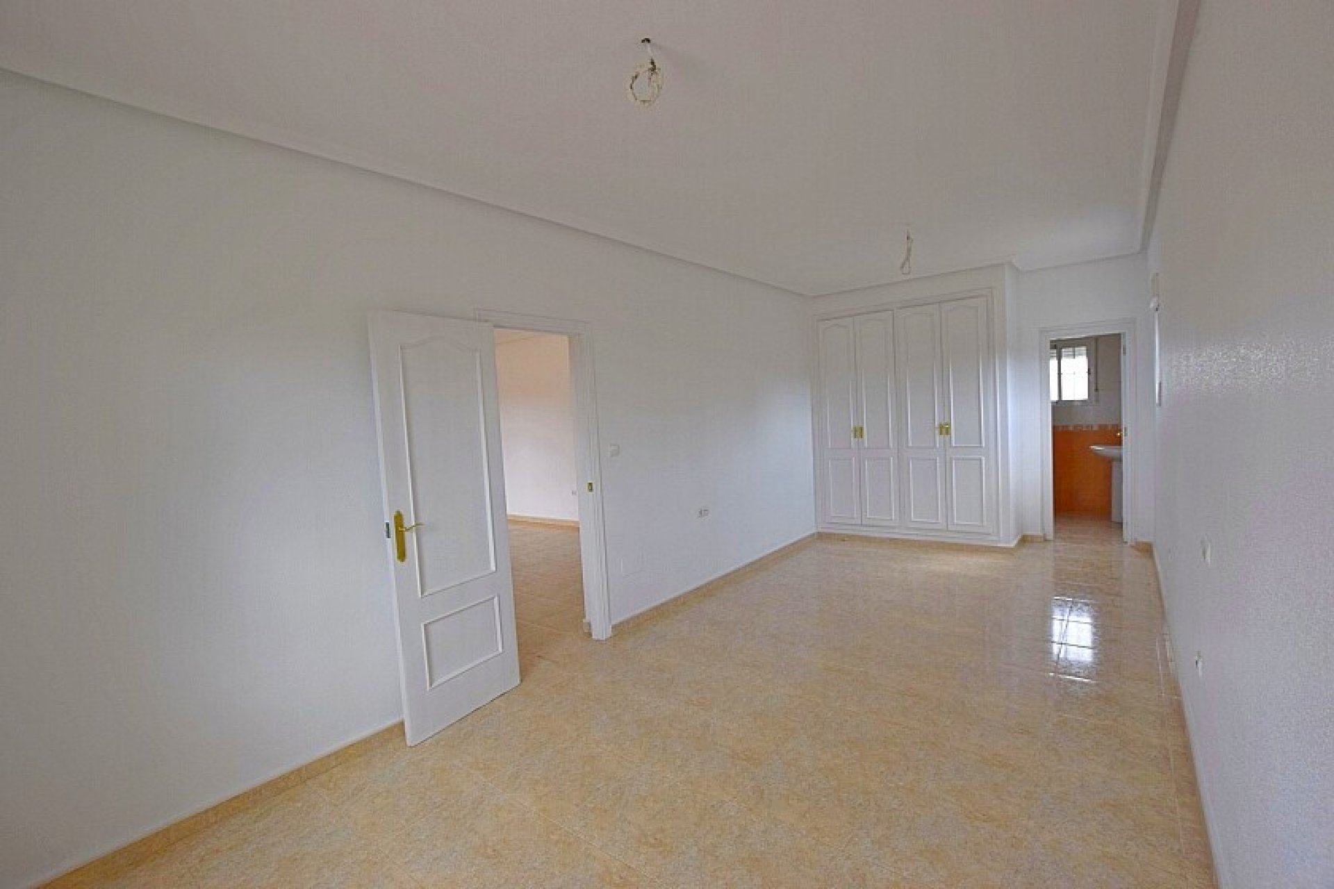 Resale - Villa - Dolores