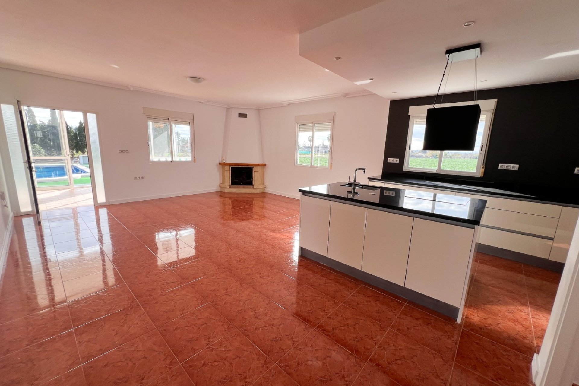 Resale - Villa - Dolores