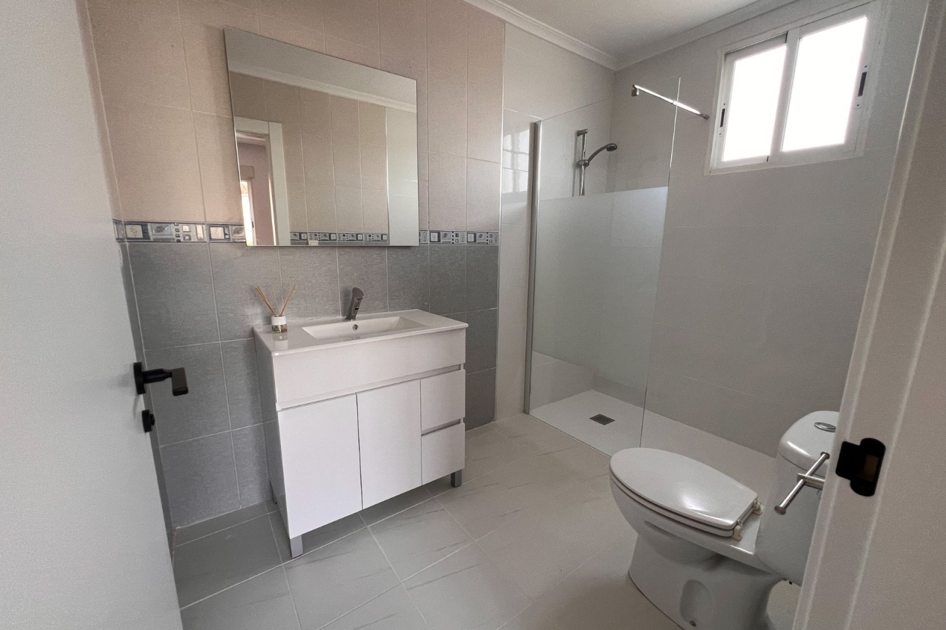 Resale - Villa - Dolores