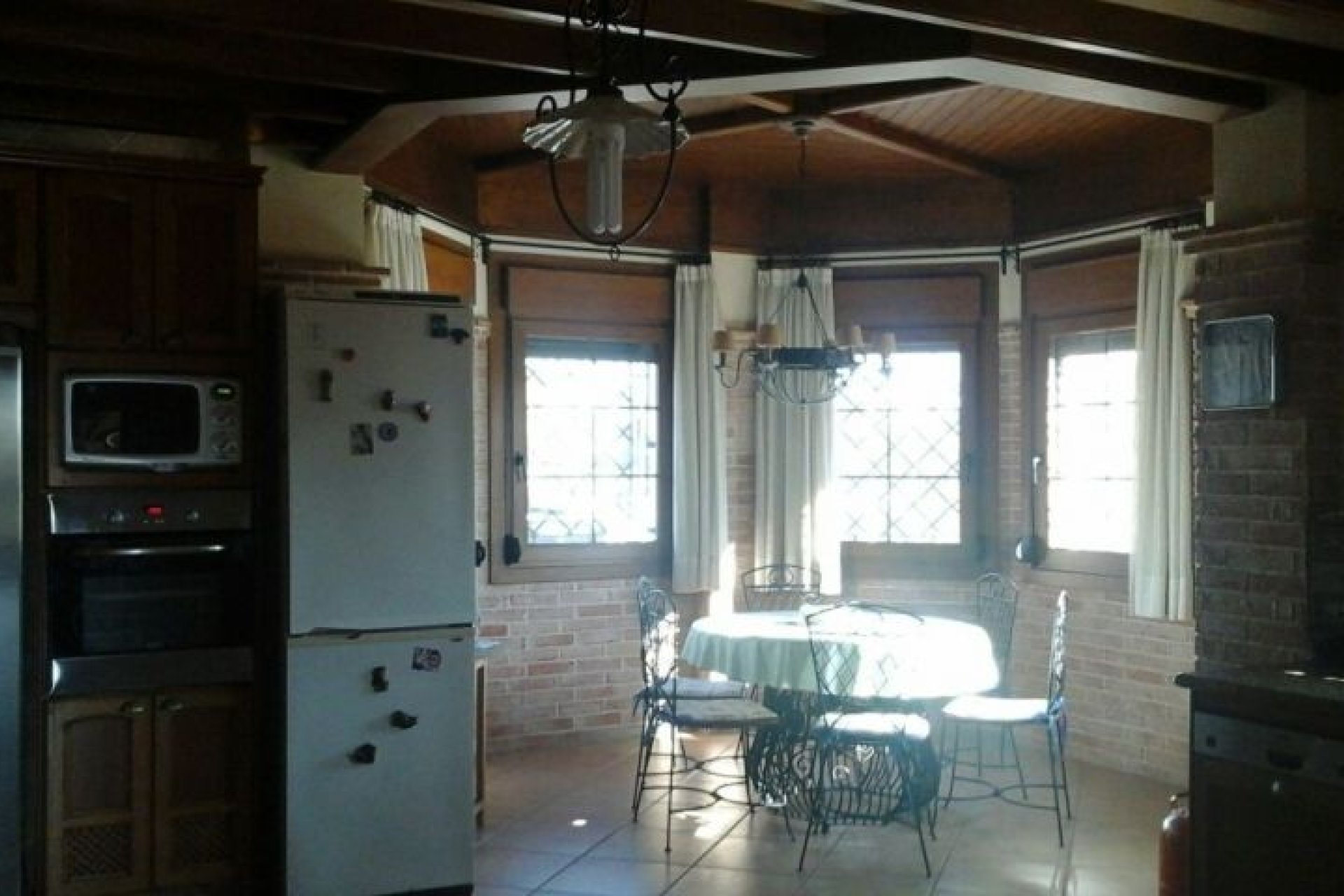 Resale - Villa - Elche