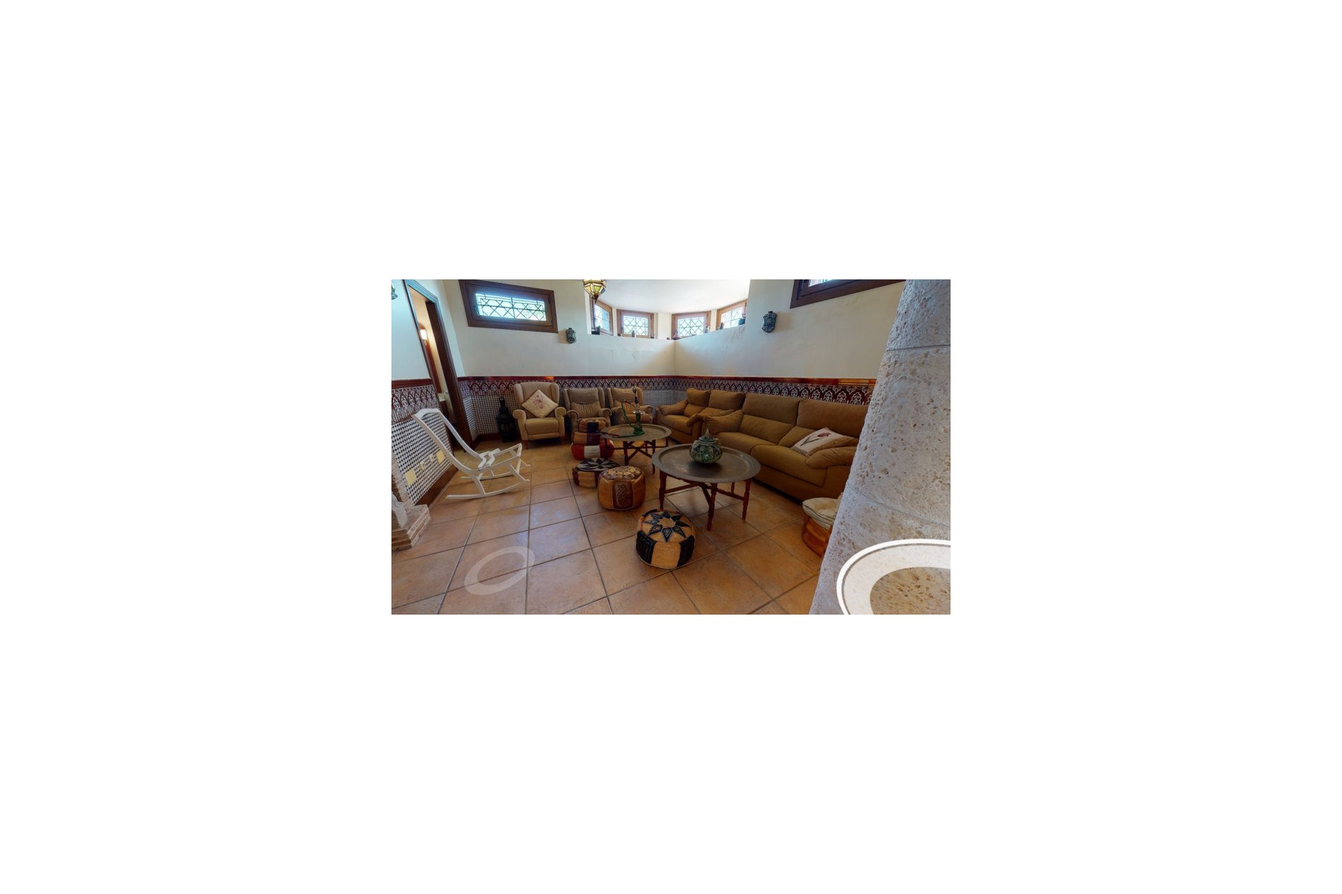 Resale - Villa - Elche