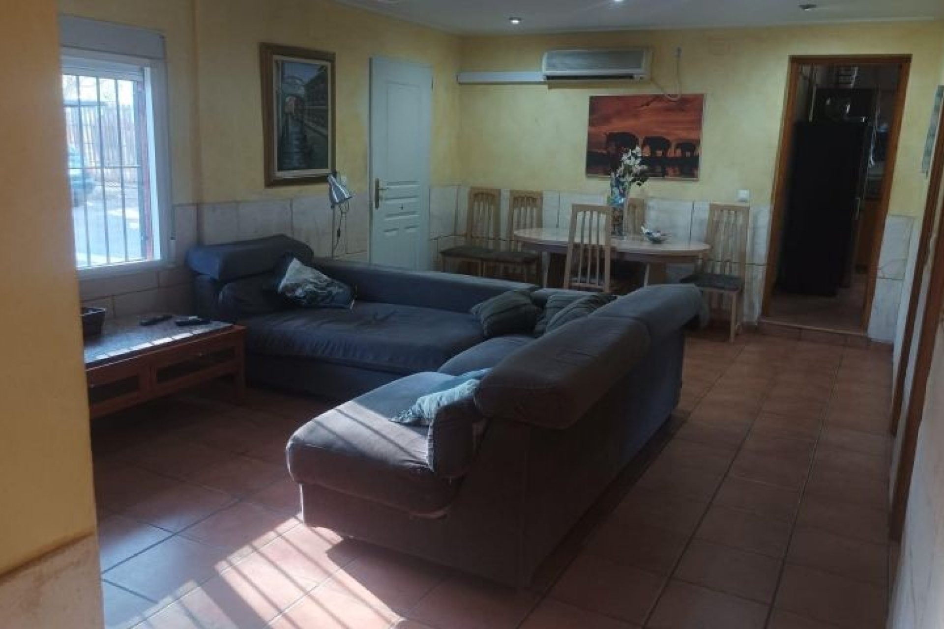 Resale - Villa - Elche