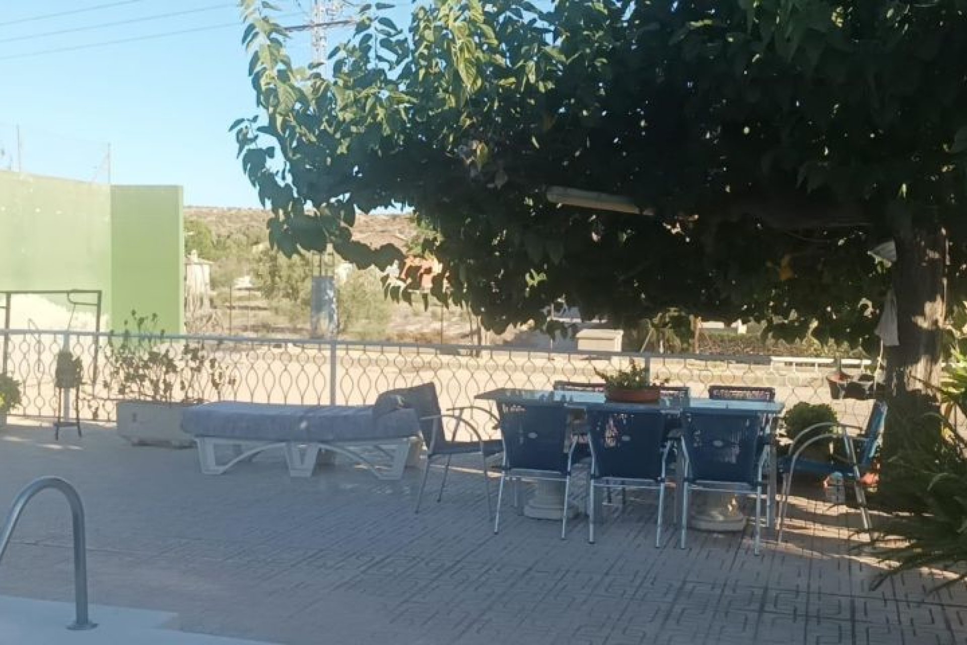 Resale - Villa - Elche