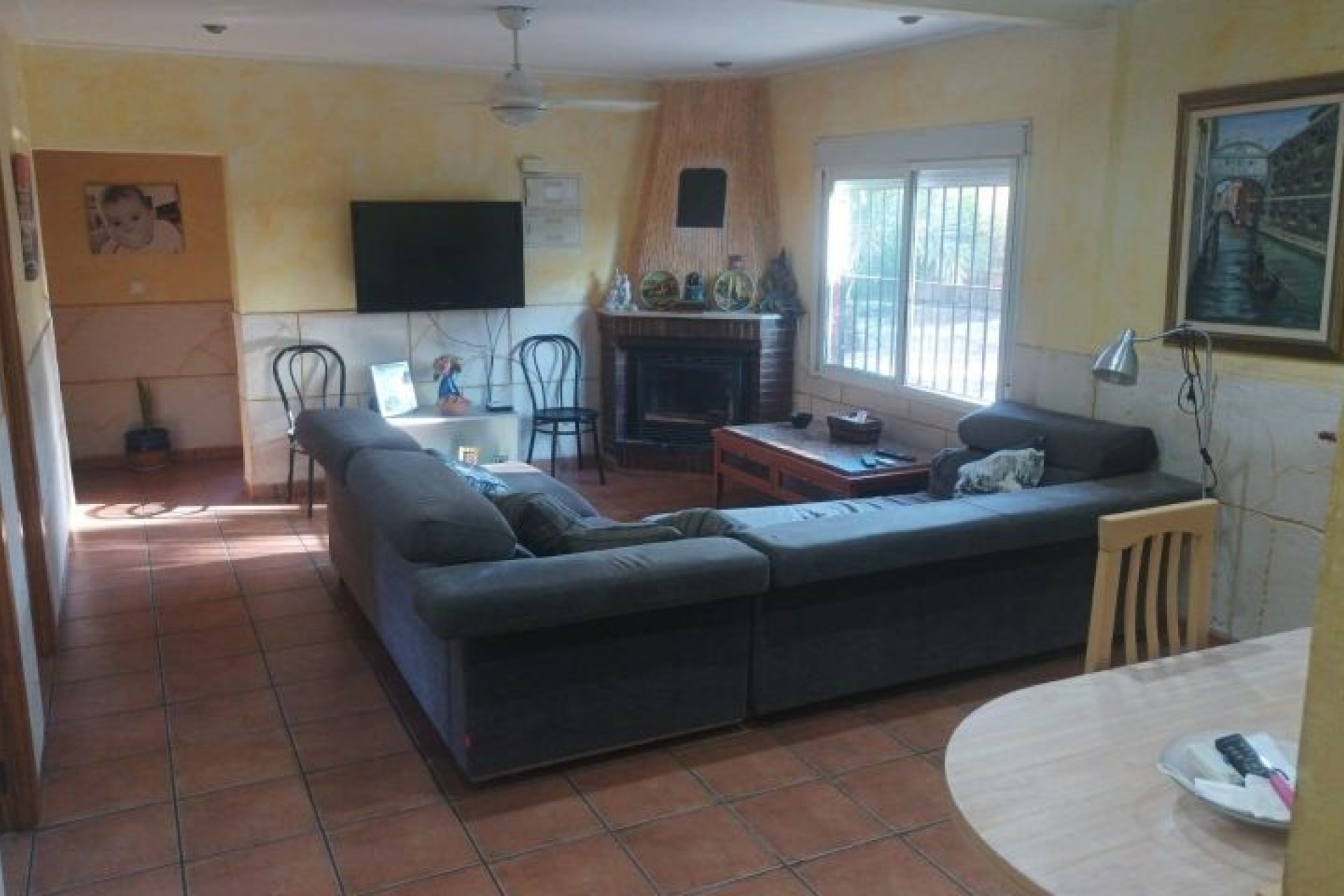 Resale - Villa - Elche